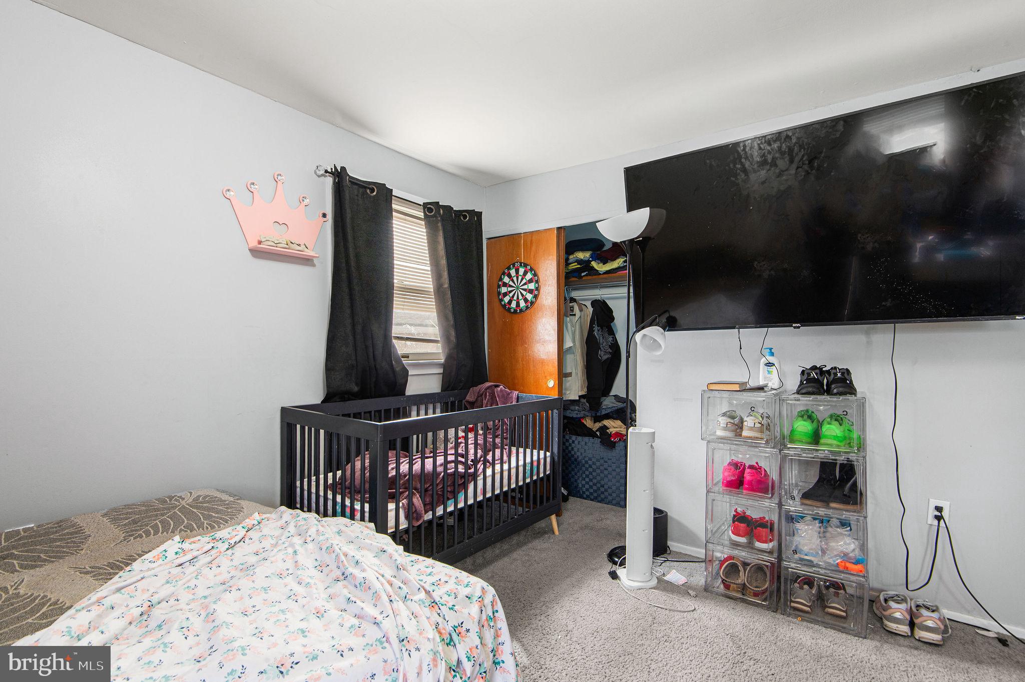 SOMERTON - Residential