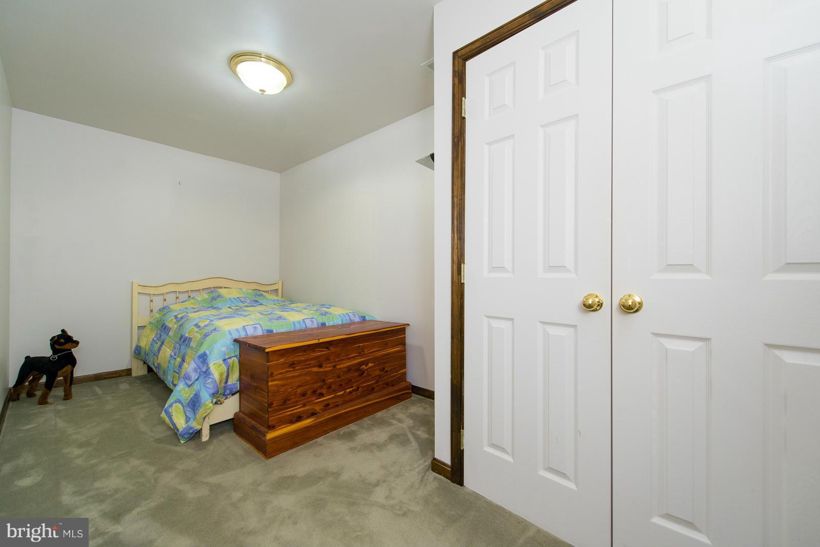 ASCOT ESTATES - Residential Lease