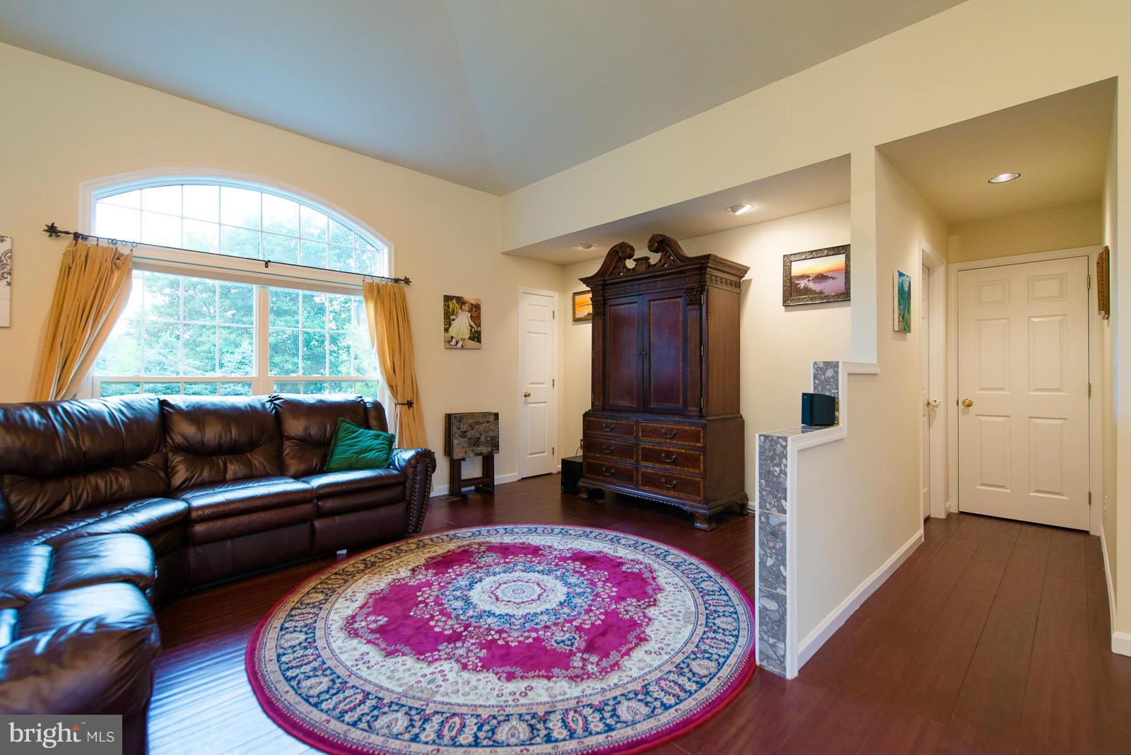 ASCOT ESTATES - Residential Lease