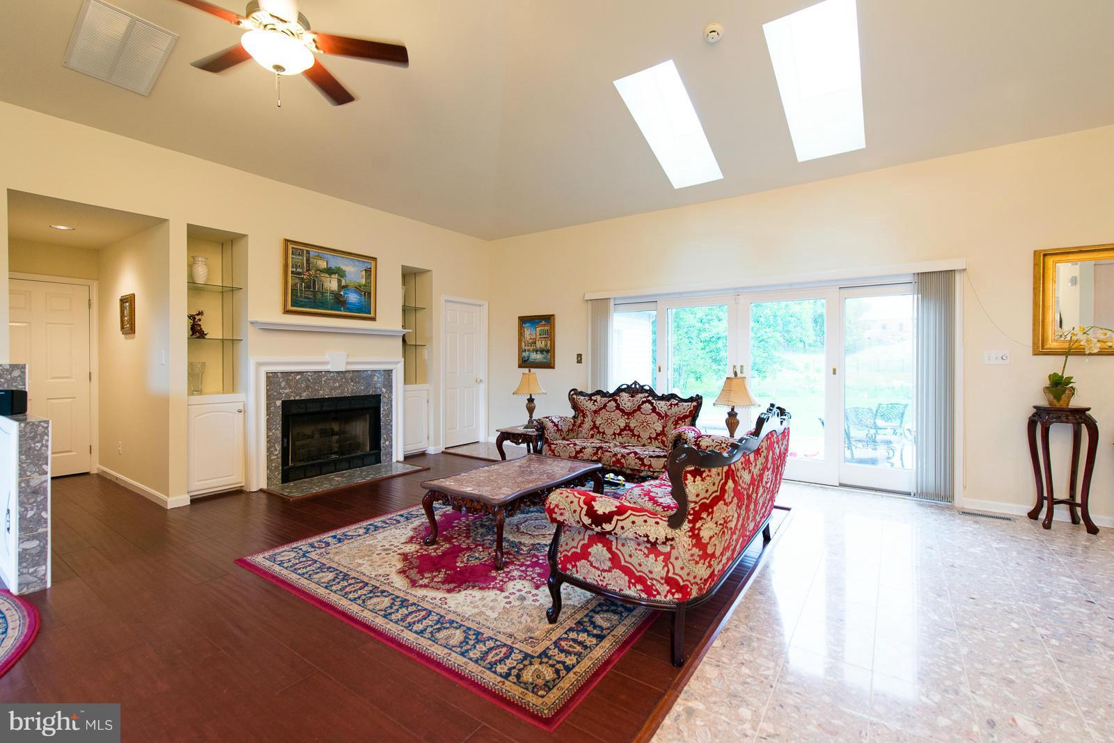 ASCOT ESTATES - Residential Lease