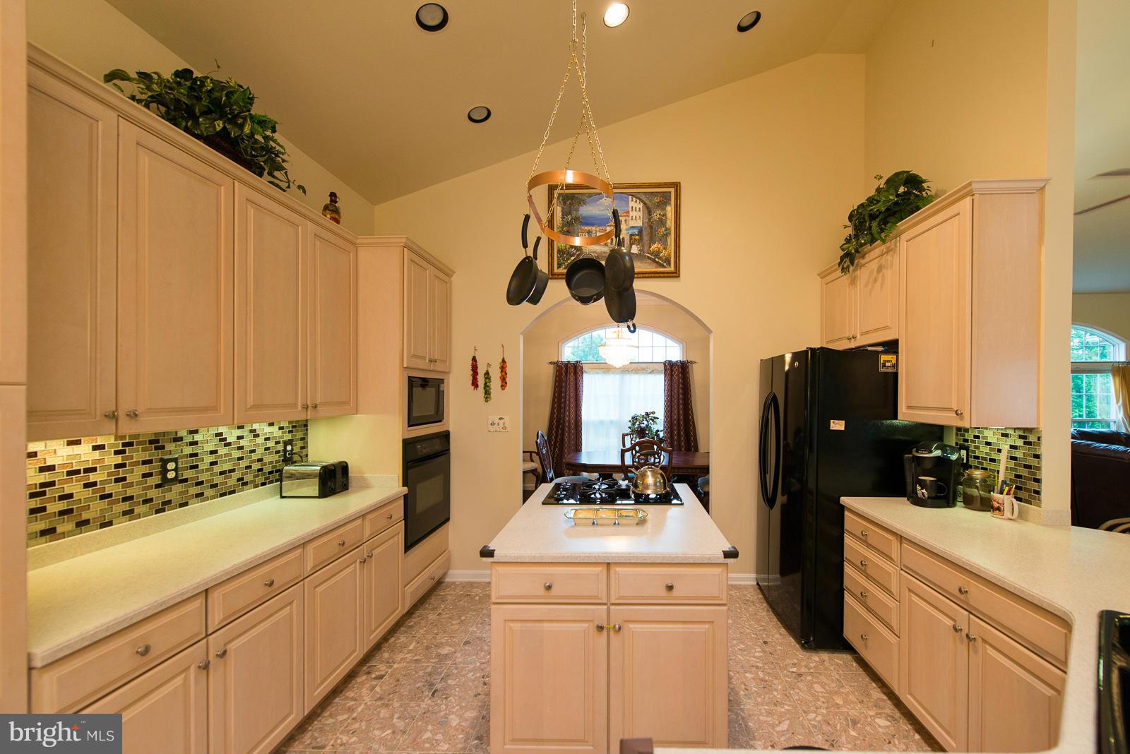 ASCOT ESTATES - Residential Lease