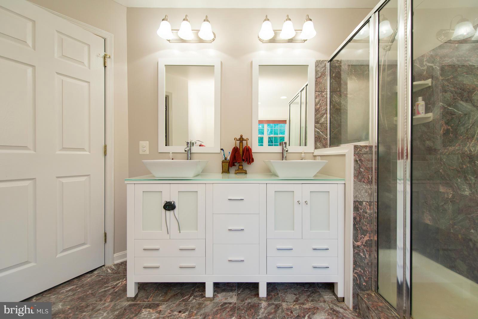 ASCOT ESTATES - Residential Lease