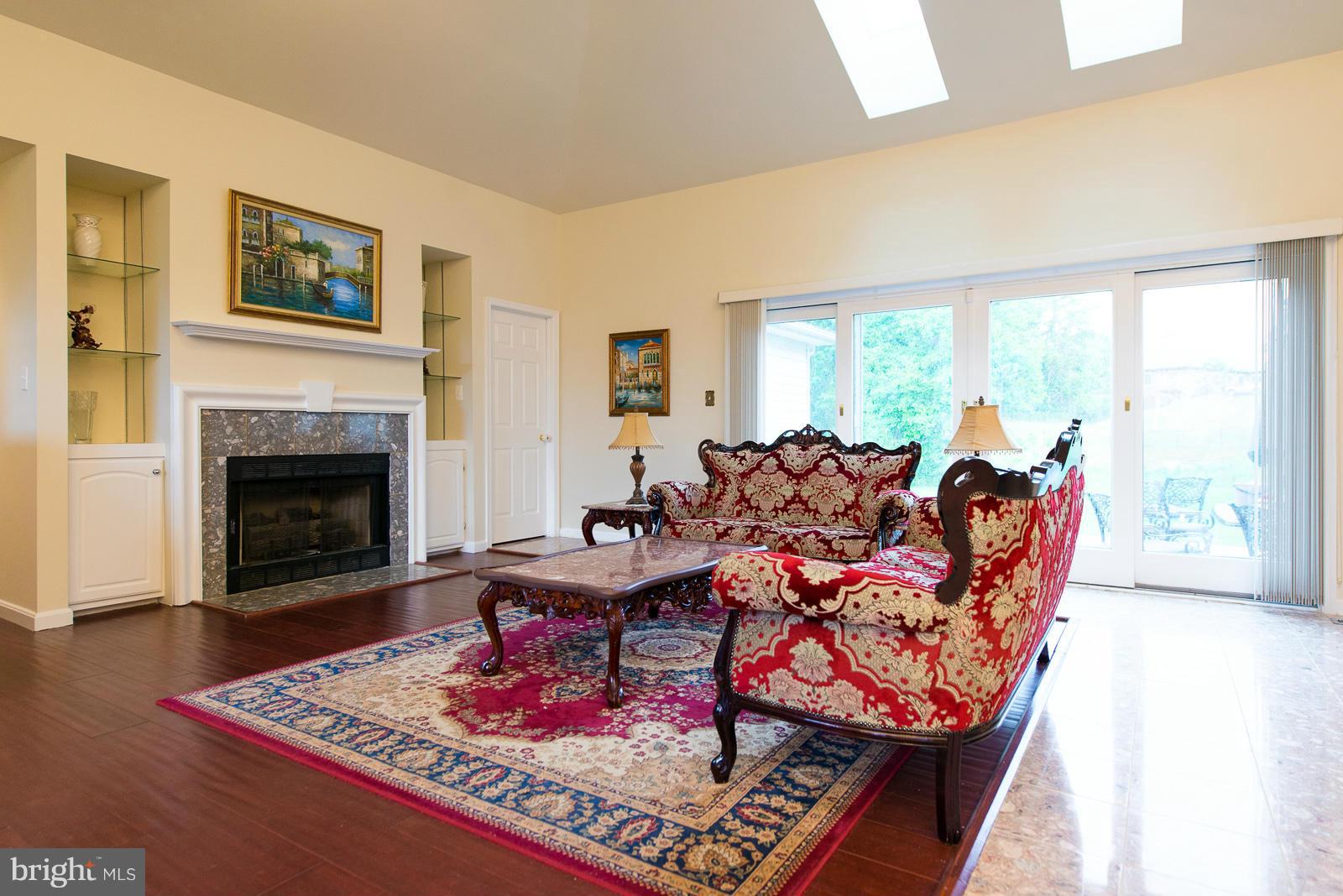 ASCOT ESTATES - Residential Lease