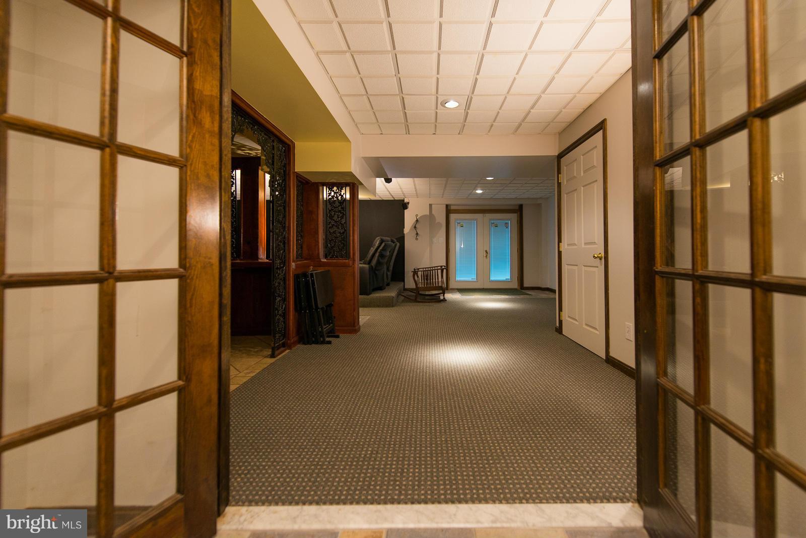 ASCOT ESTATES - Residential Lease