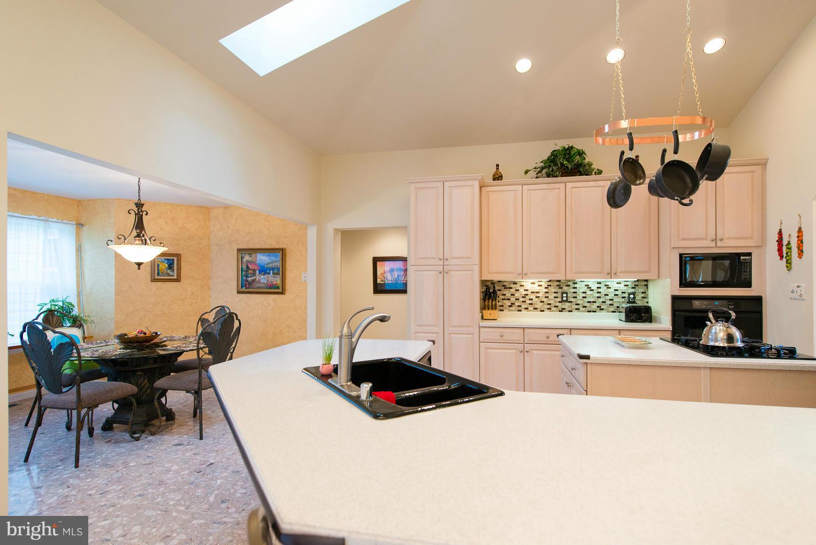 ASCOT ESTATES - Residential Lease