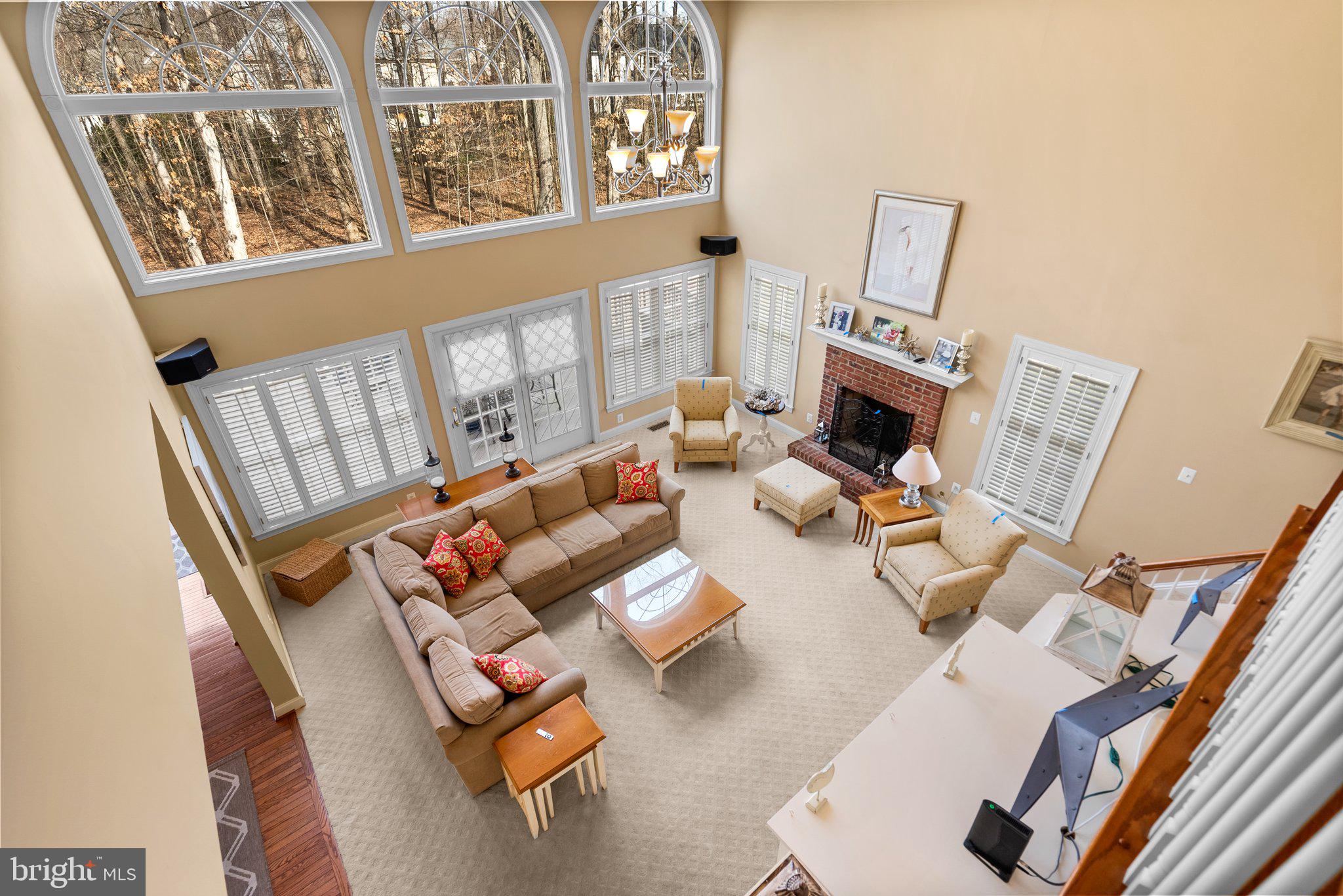 OAKTON CHASE - Residential