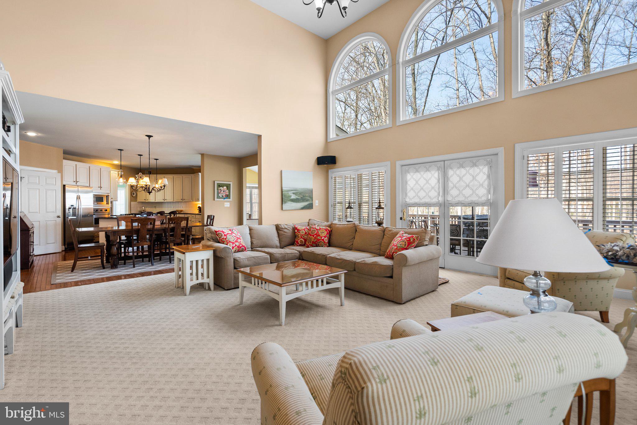 OAKTON CHASE - Residential