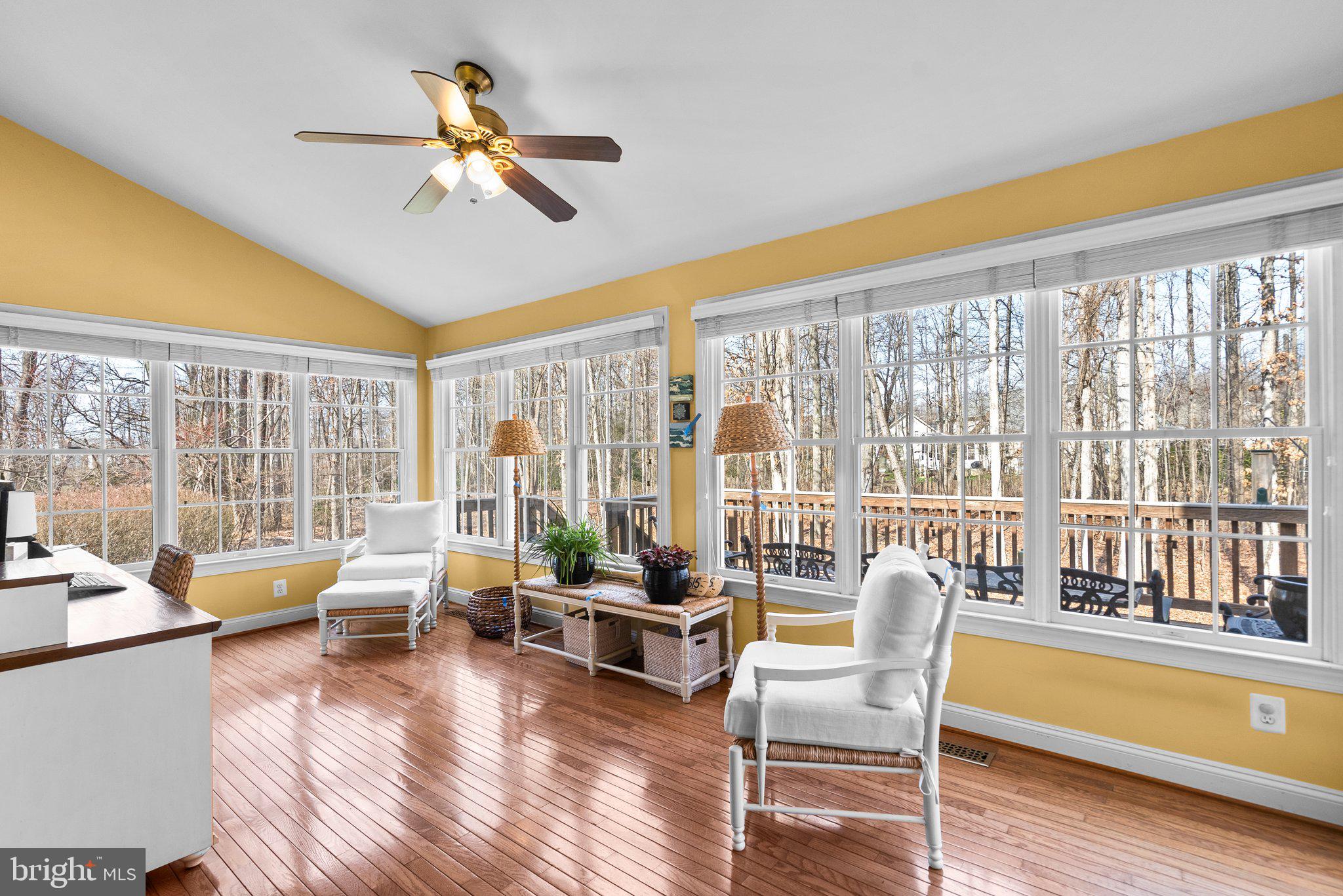 OAKTON CHASE - Residential