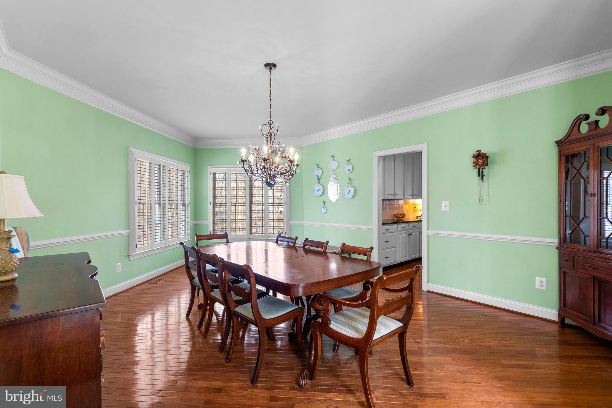 OAKTON CHASE - Residential