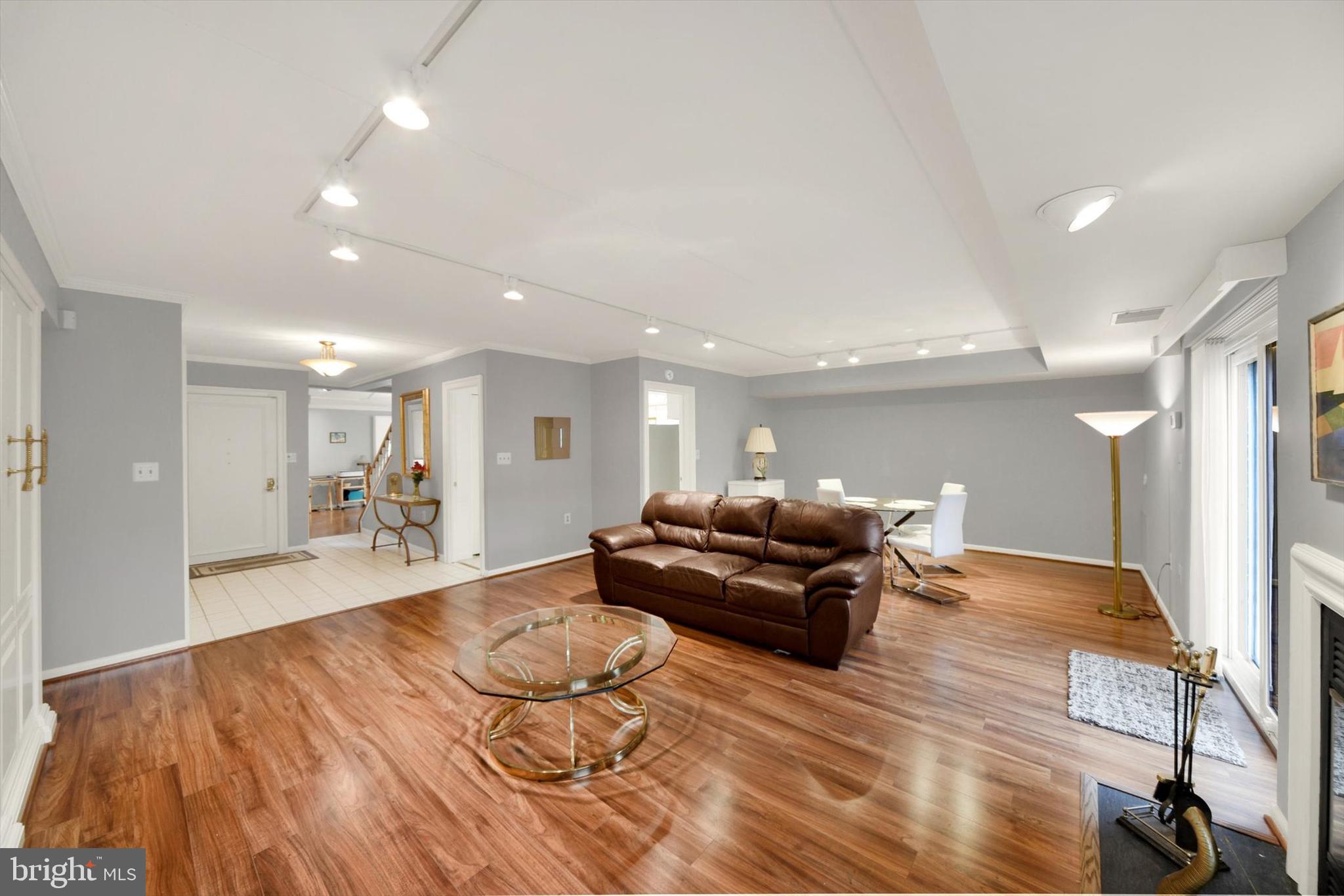 ANNEN WOODS - Residential