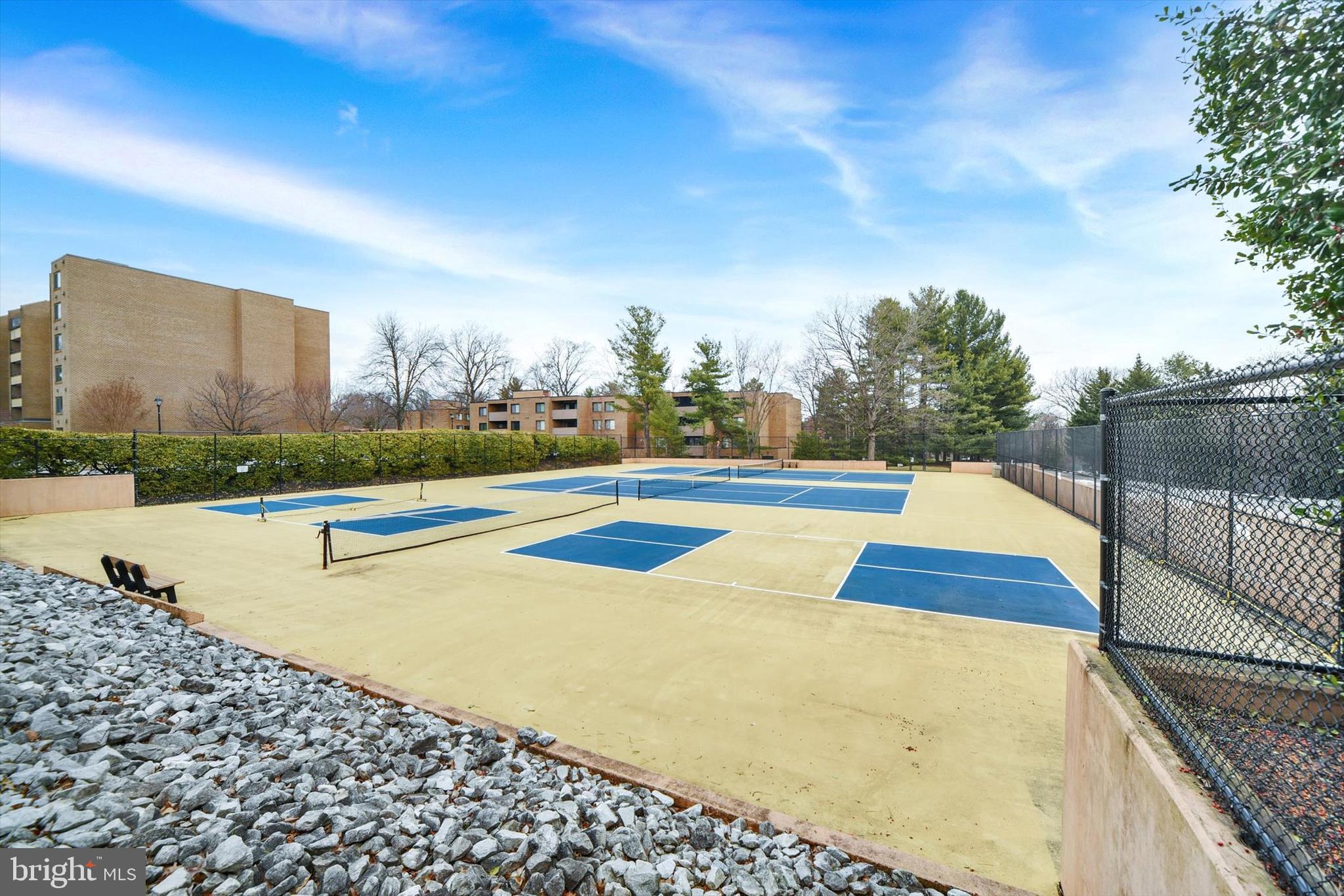 ANNEN WOODS - Residential