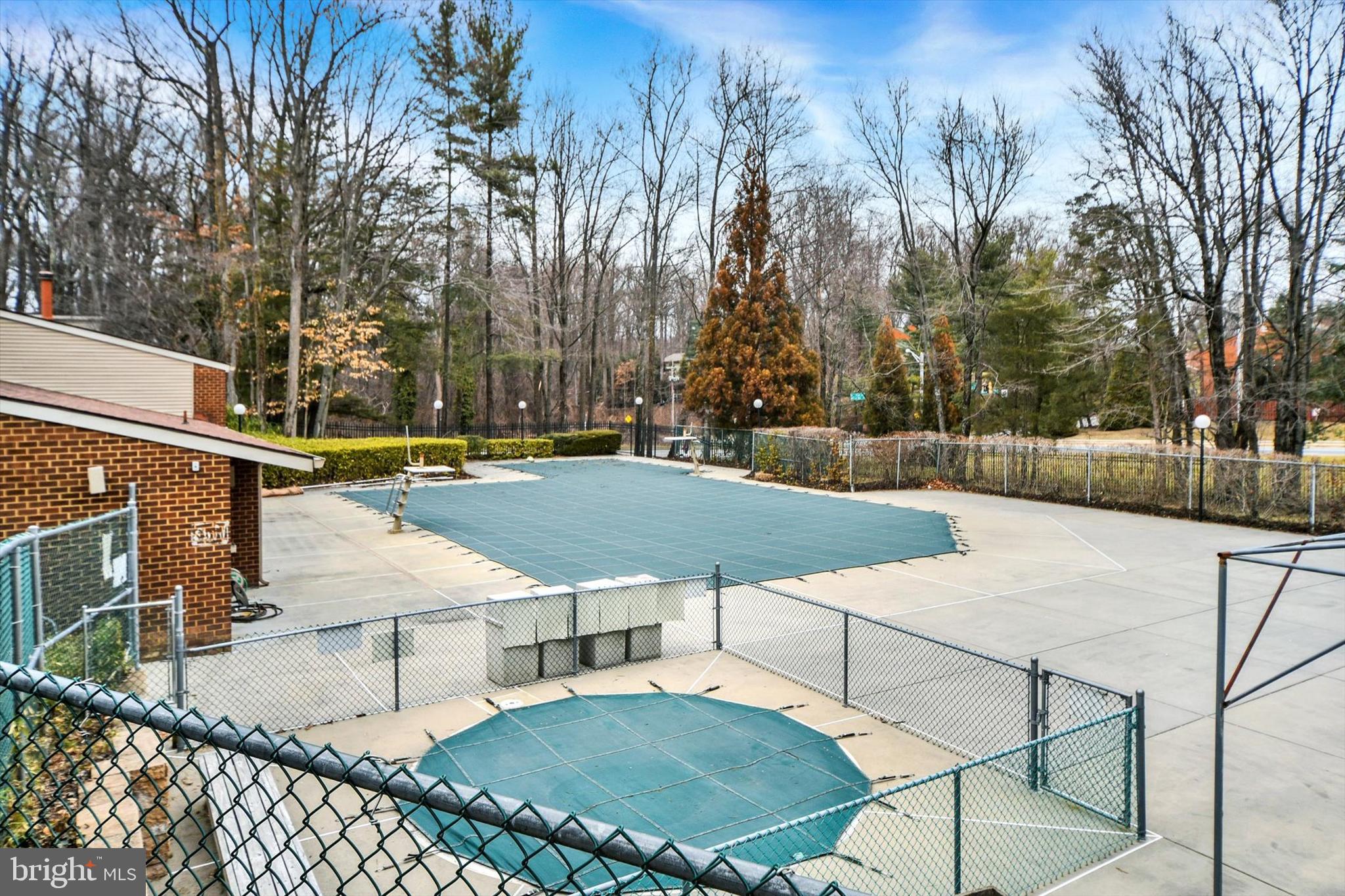 ANNEN WOODS - Residential