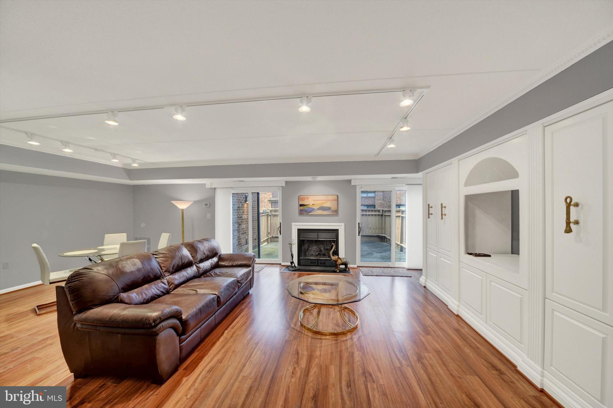 ANNEN WOODS - Residential