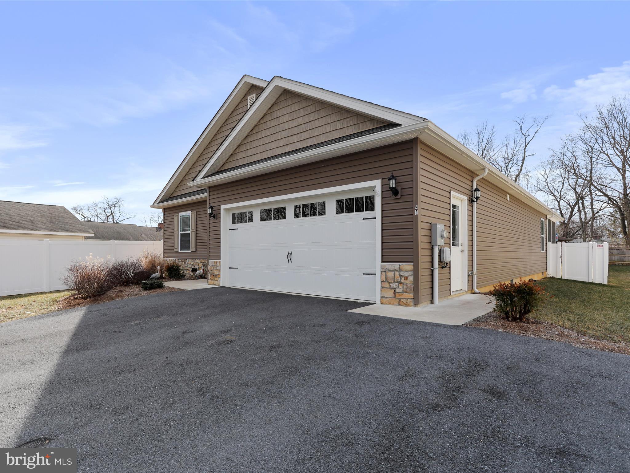 WESTSIDE - Residential