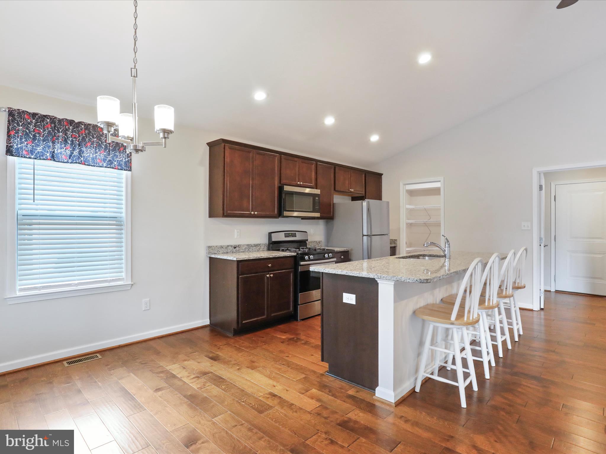 WESTSIDE - Residential