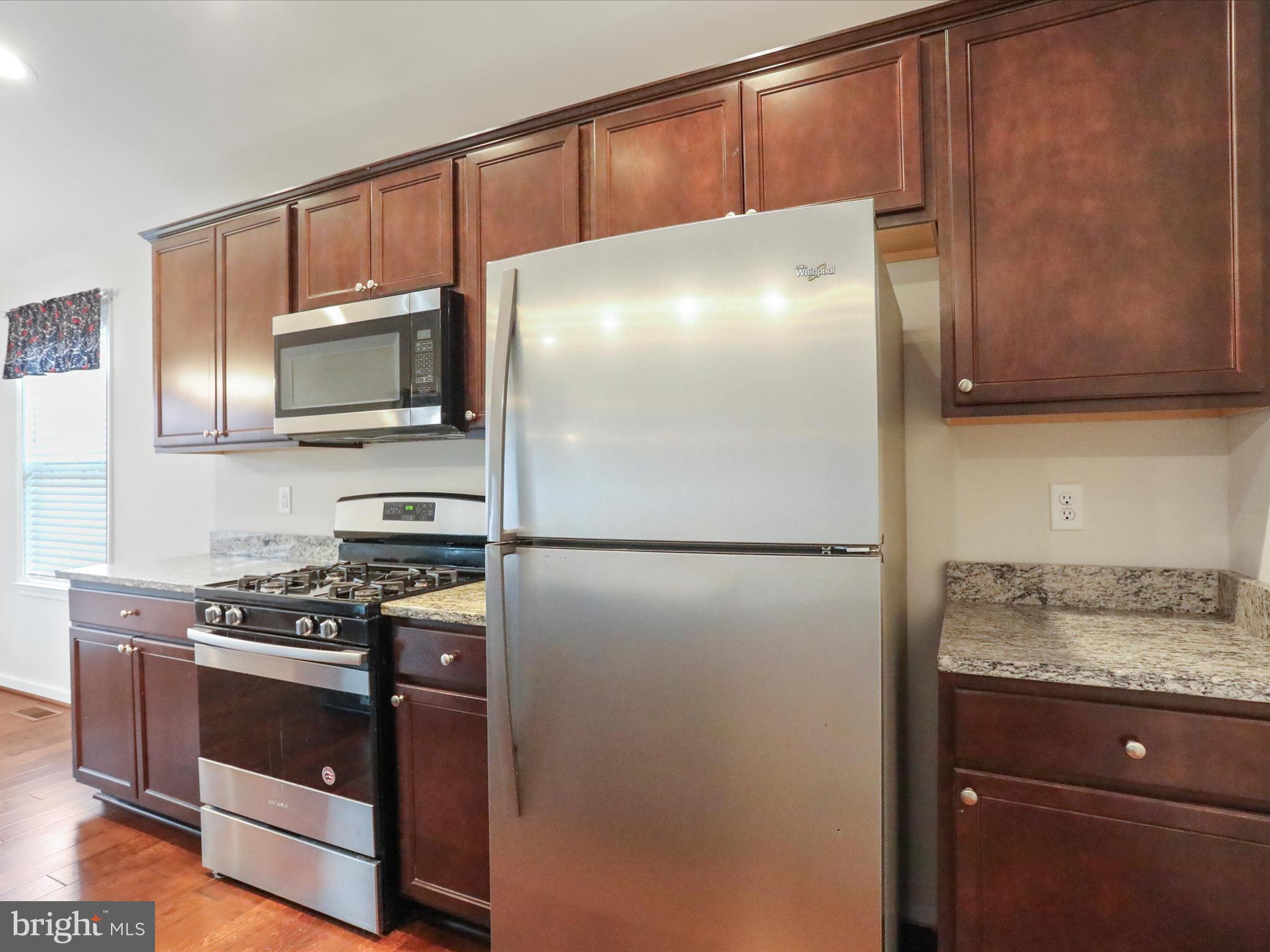 WESTSIDE - Residential