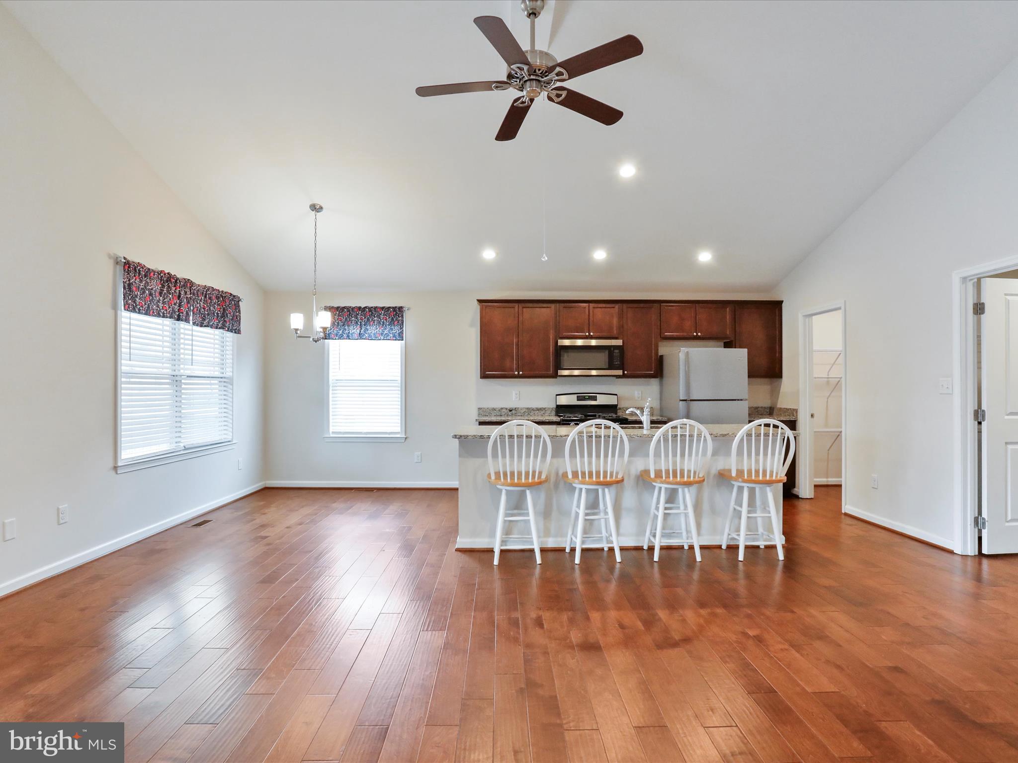 WESTSIDE - Residential