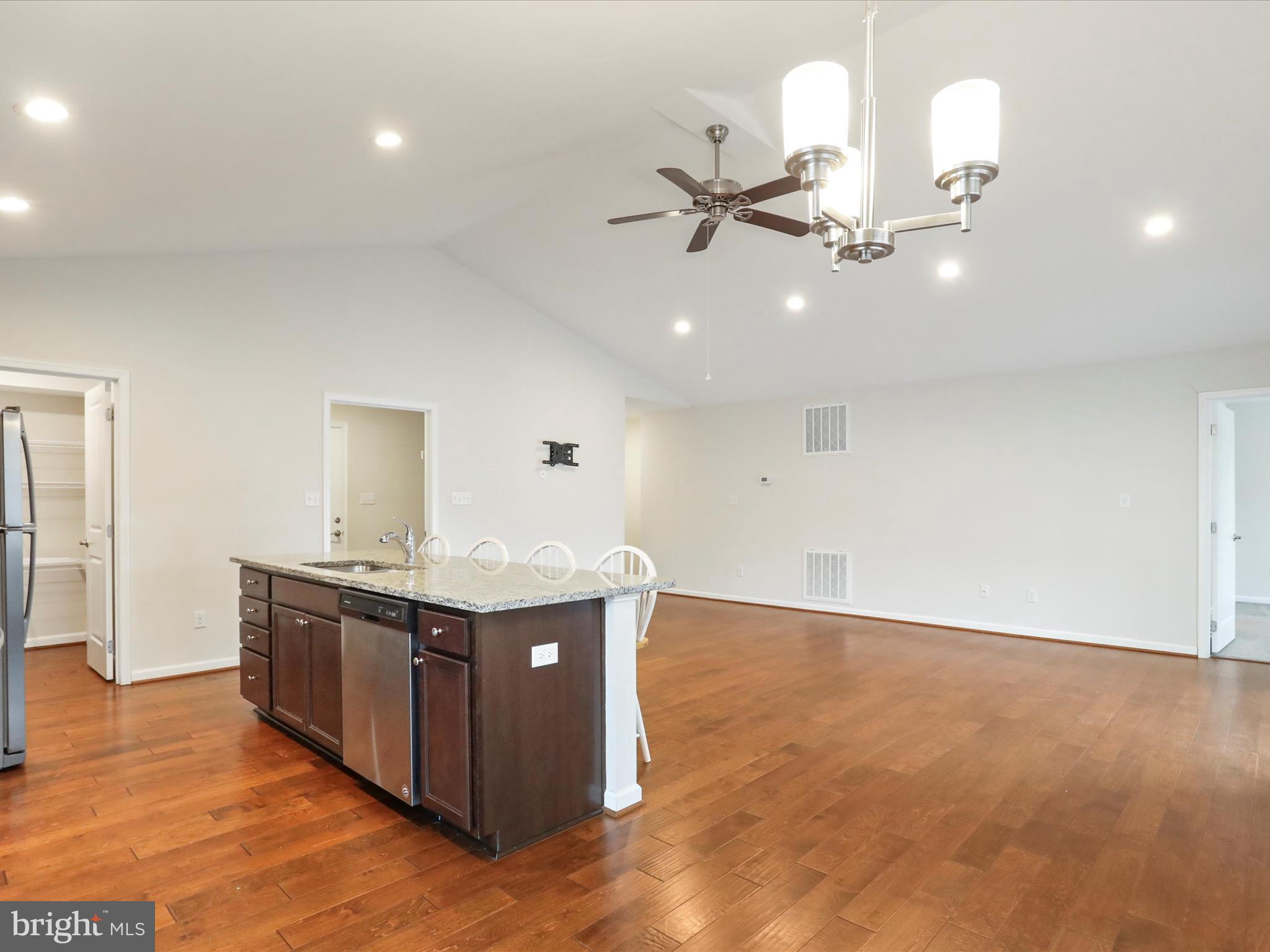 WESTSIDE - Residential