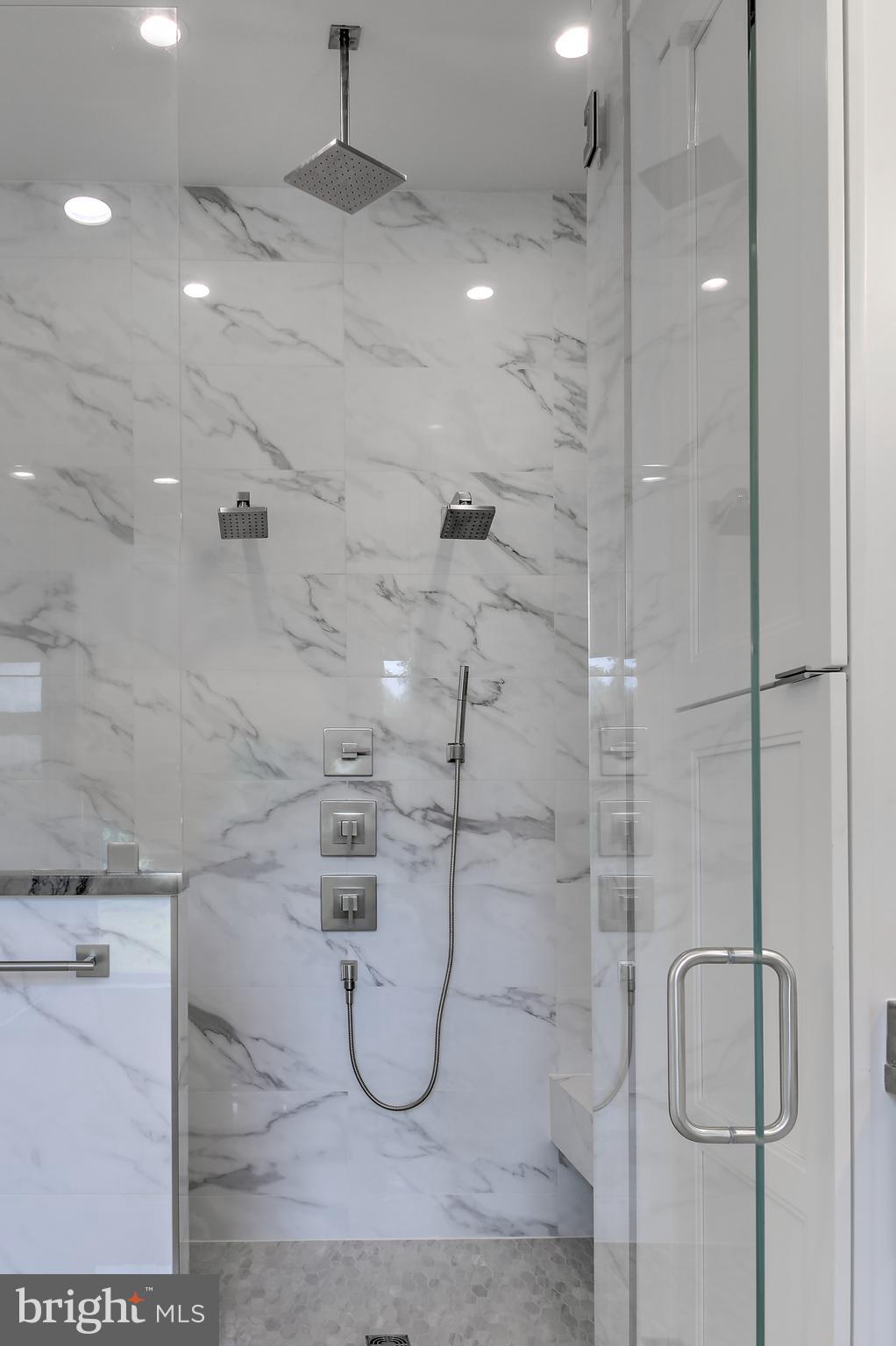 RAINTREE - Residential