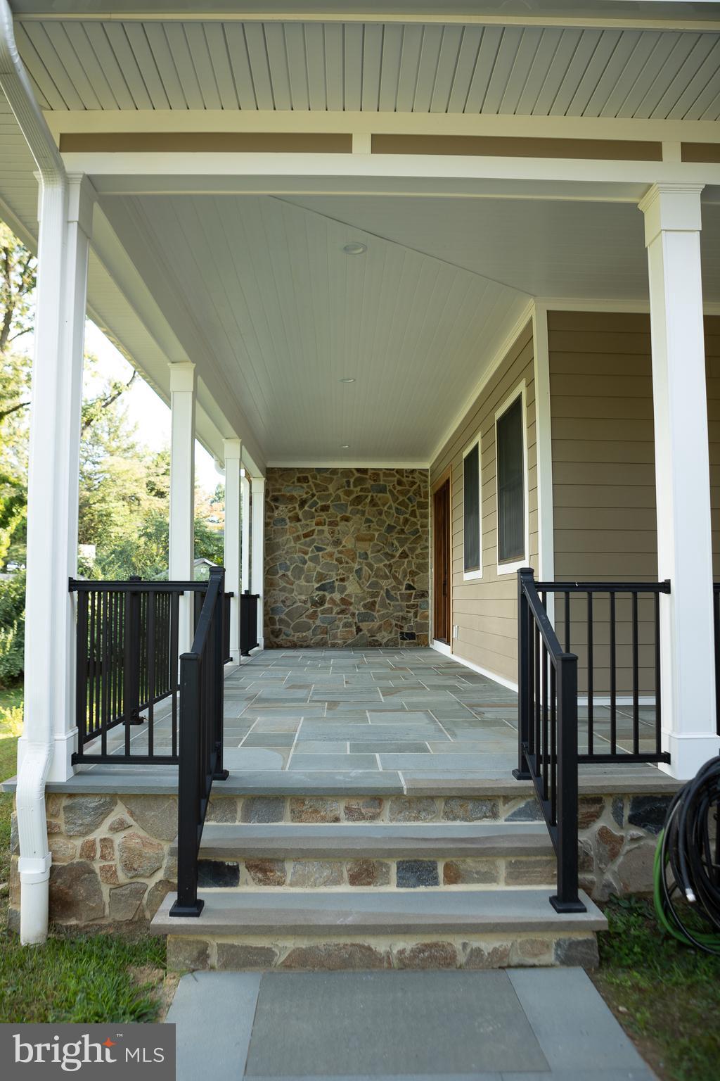 RAINTREE - Residential