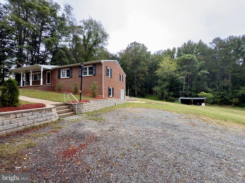 Photo of 2664 Warrenton Road, FREDERICKSBURG, VA 22406 (MLS # VAST2042696)