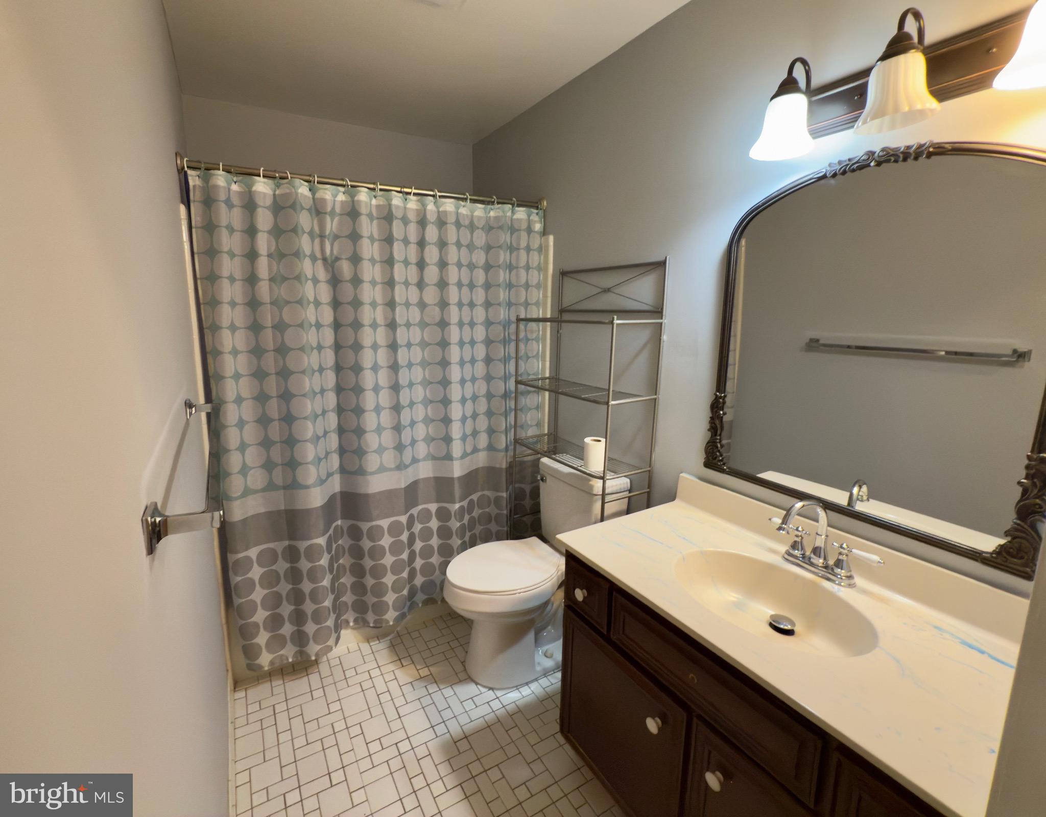 MARSH RD - Residential