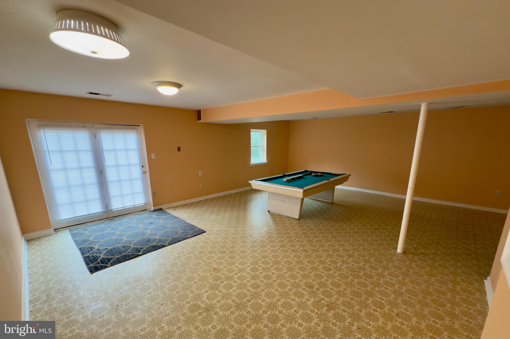 MARSH RD - Residential