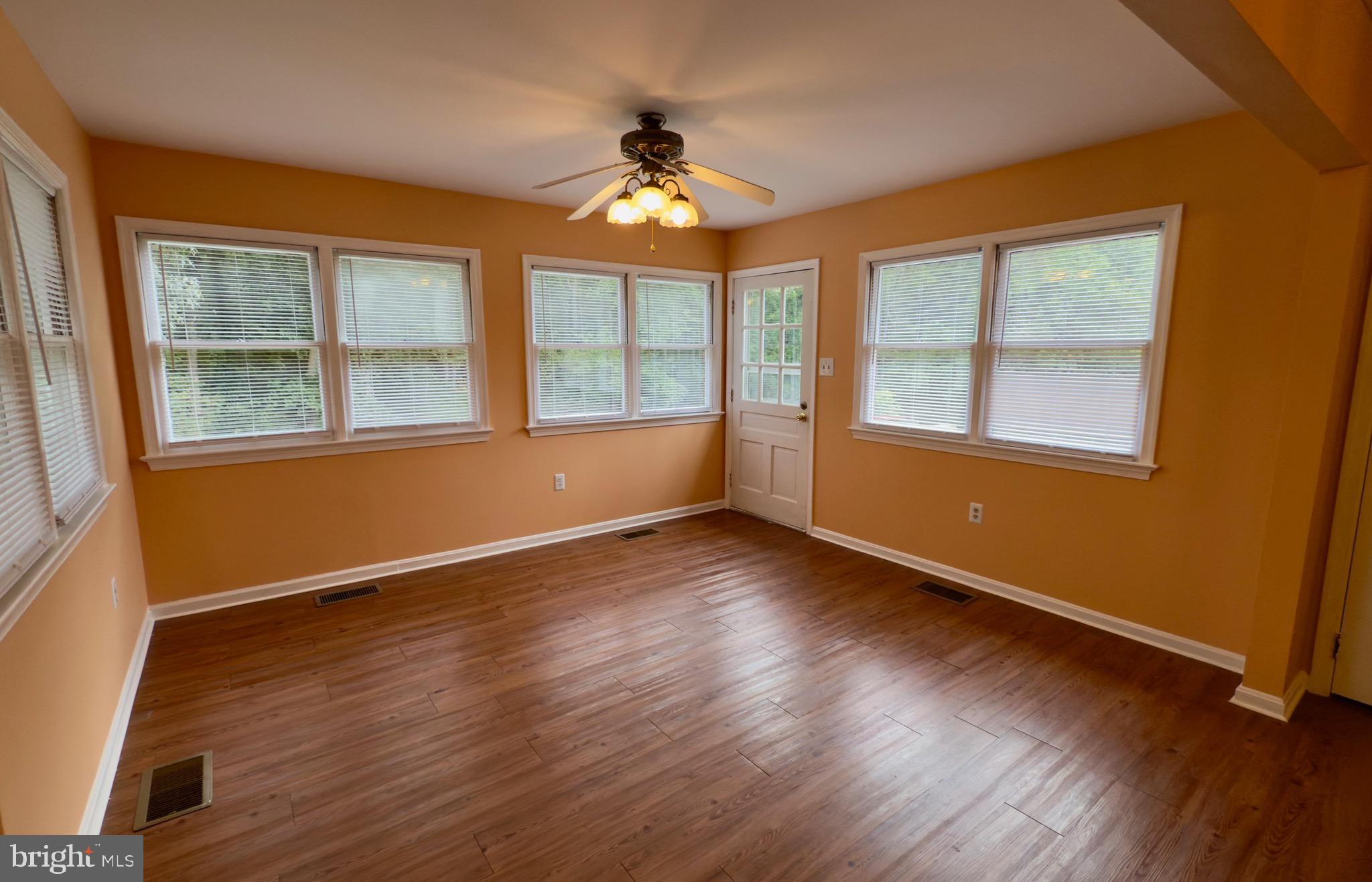 MARSH RD - Residential