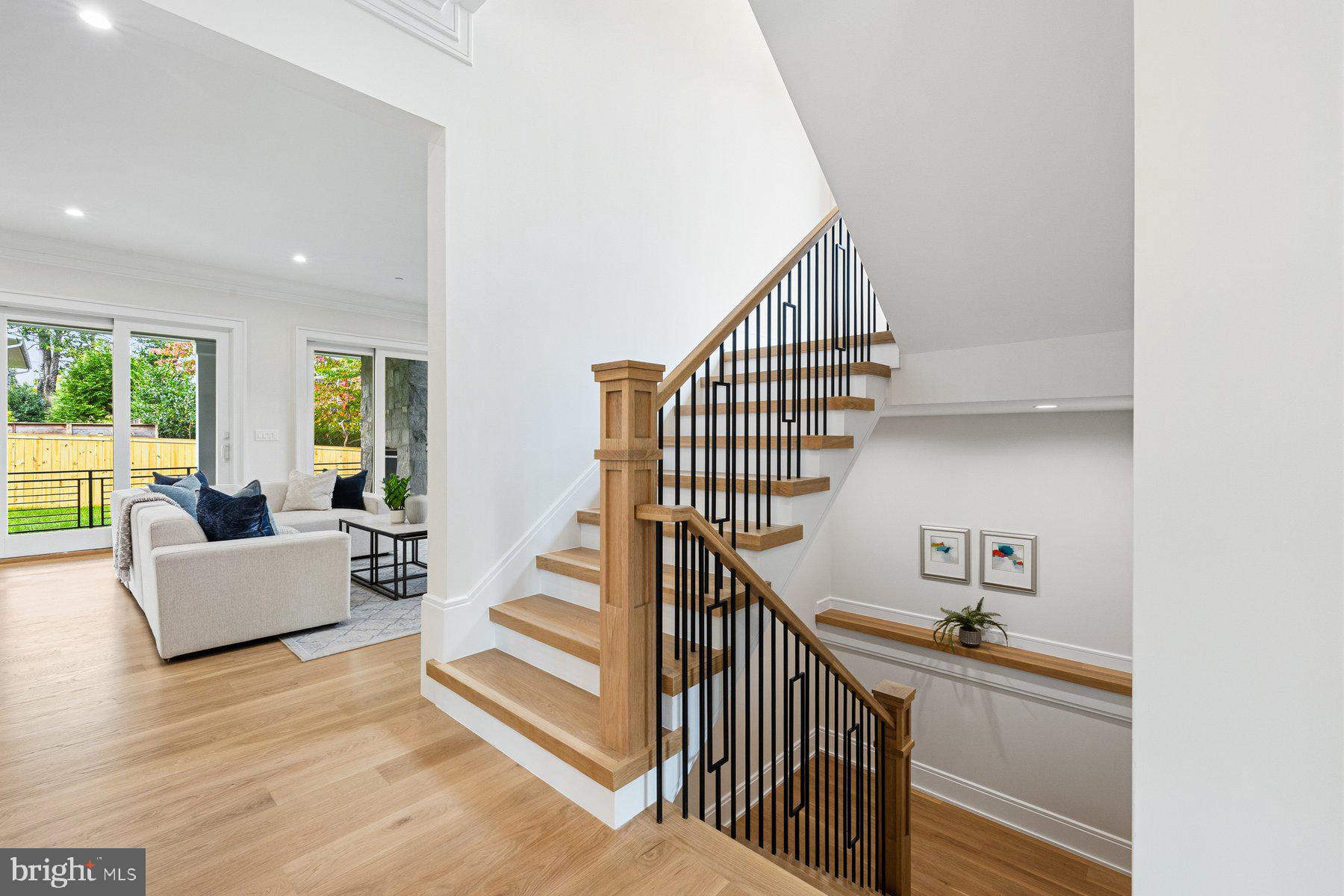 ROLLINGWOOD - Residential