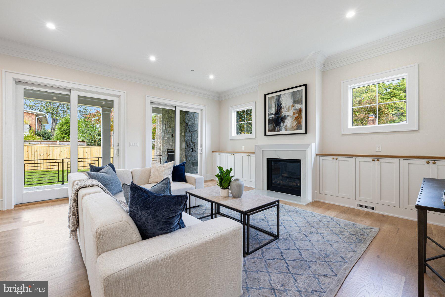 ROLLINGWOOD - Residential