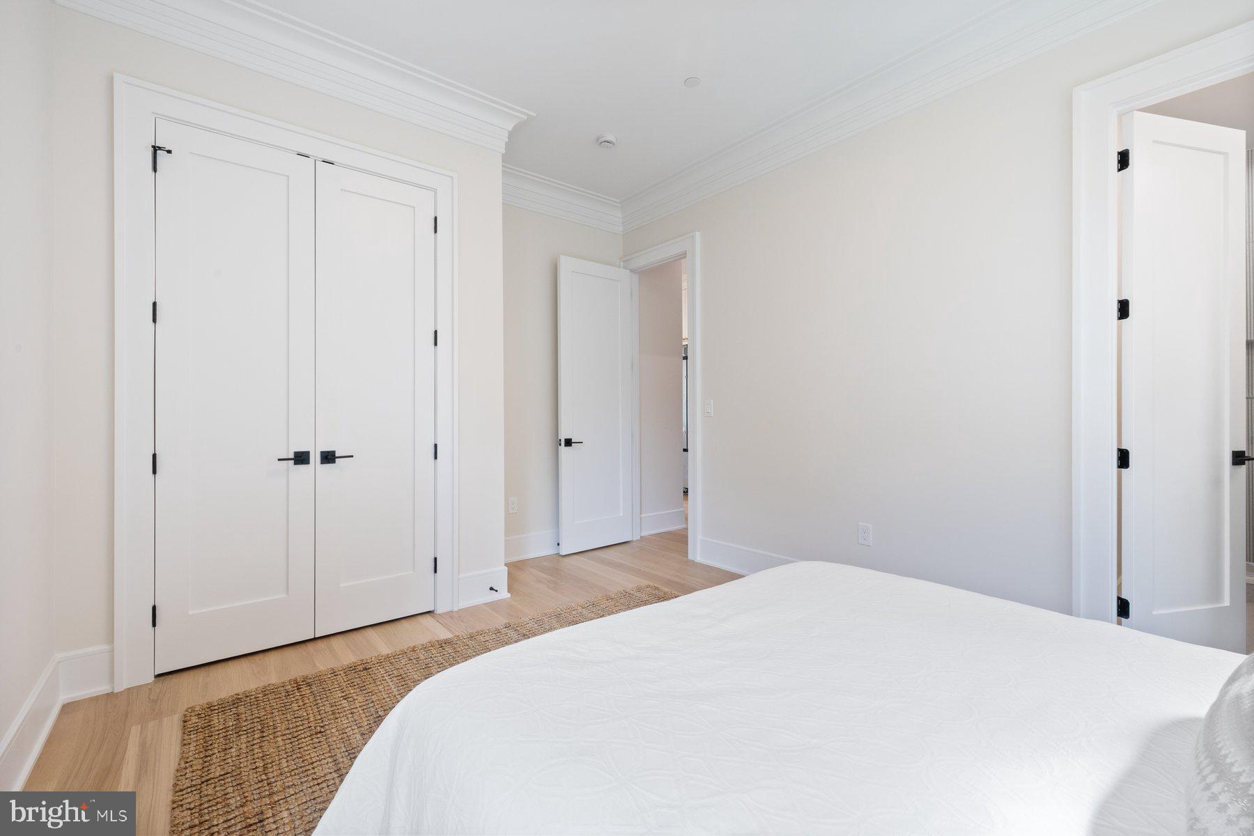 ROLLINGWOOD - Residential