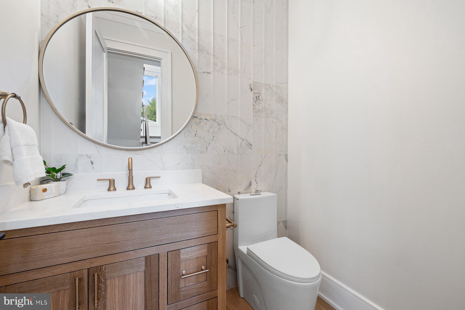 ROLLINGWOOD - Residential