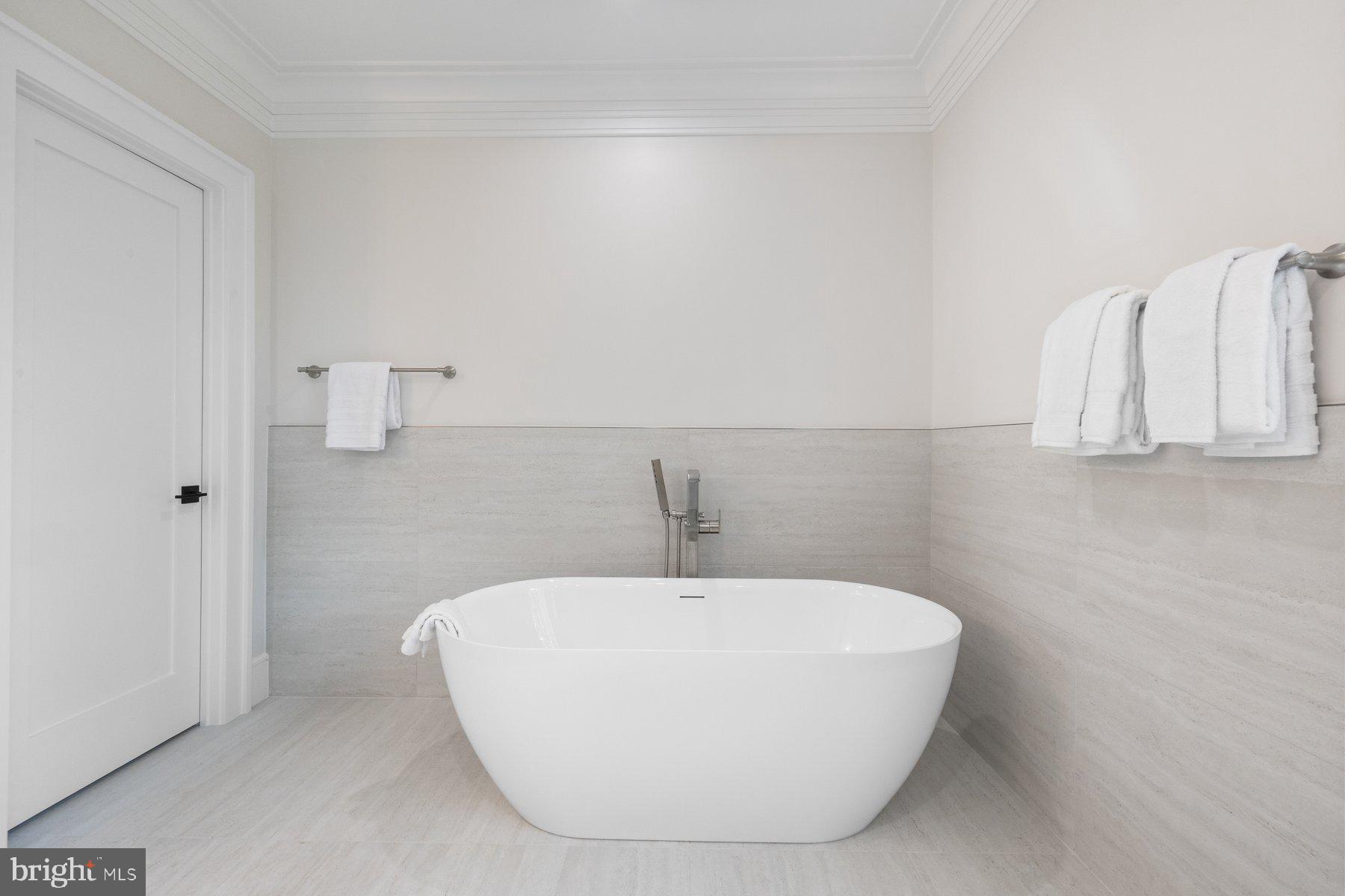 ROLLINGWOOD - Residential