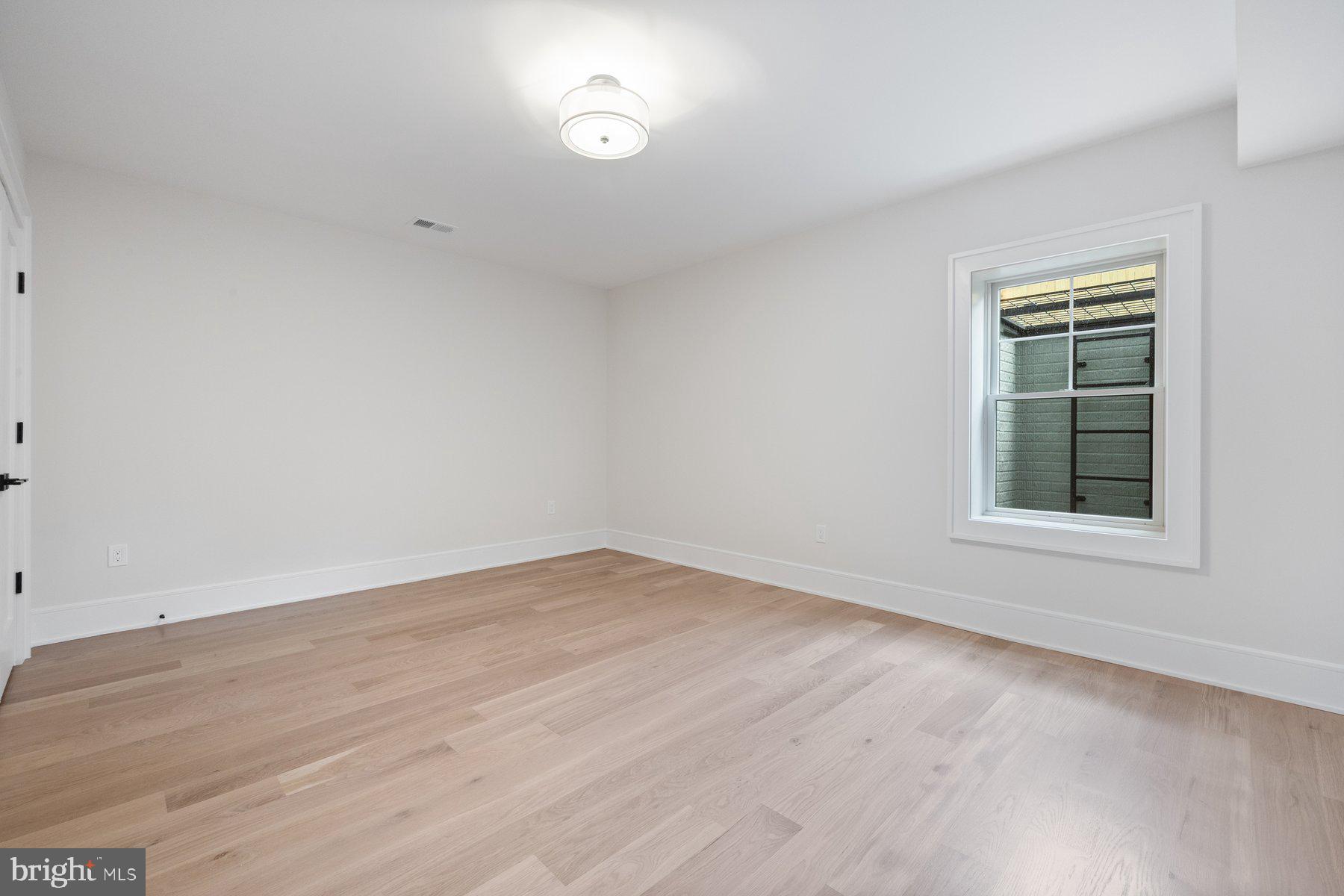 ROLLINGWOOD - Residential