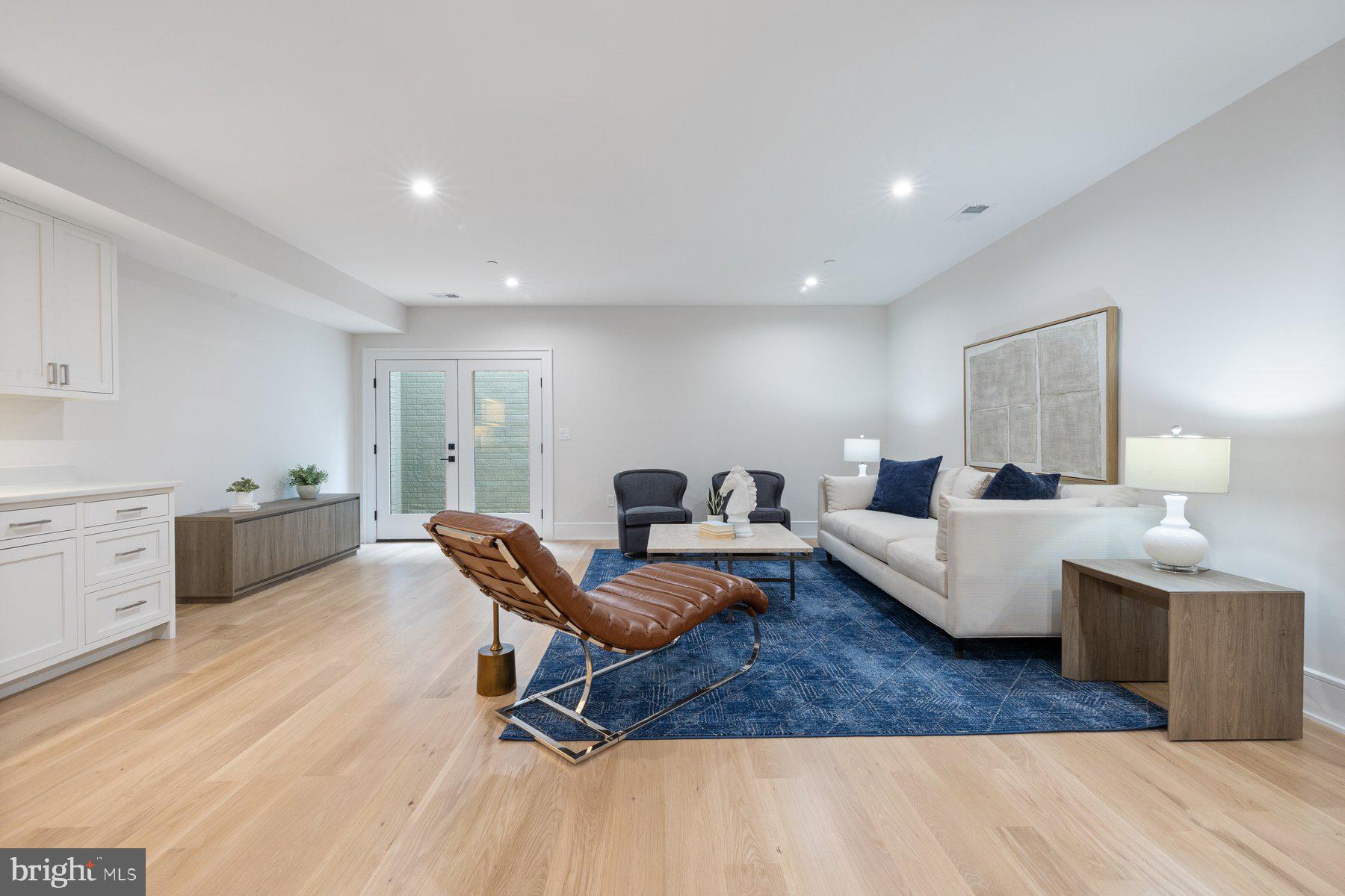 ROLLINGWOOD - Residential