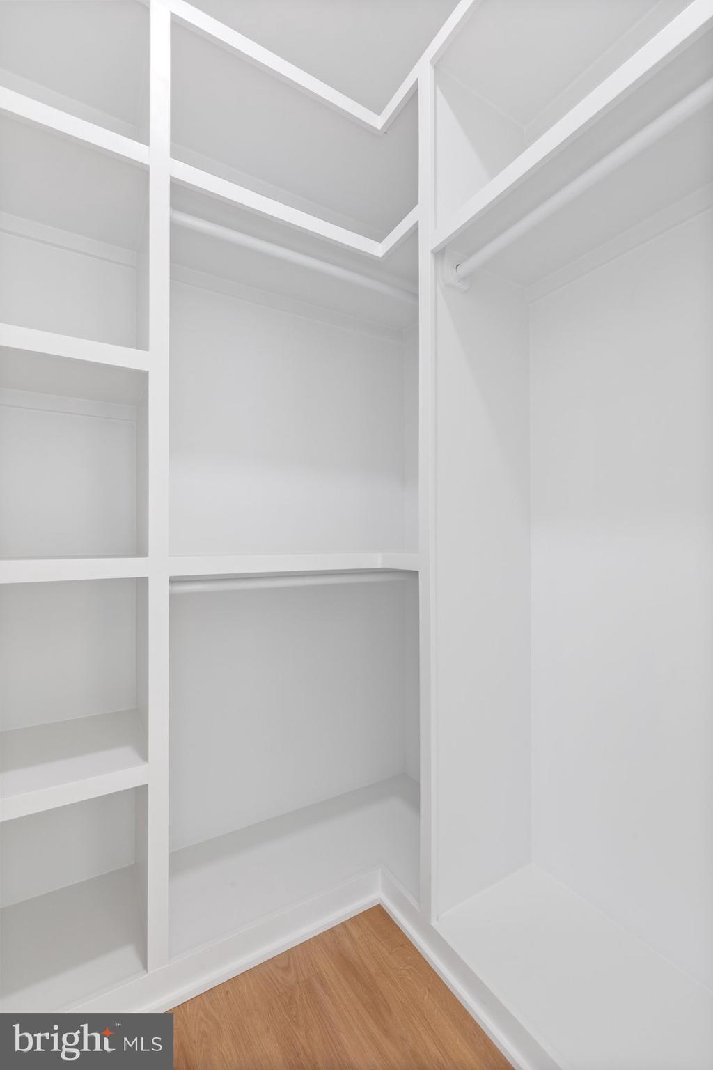 ROLLINGWOOD - Residential