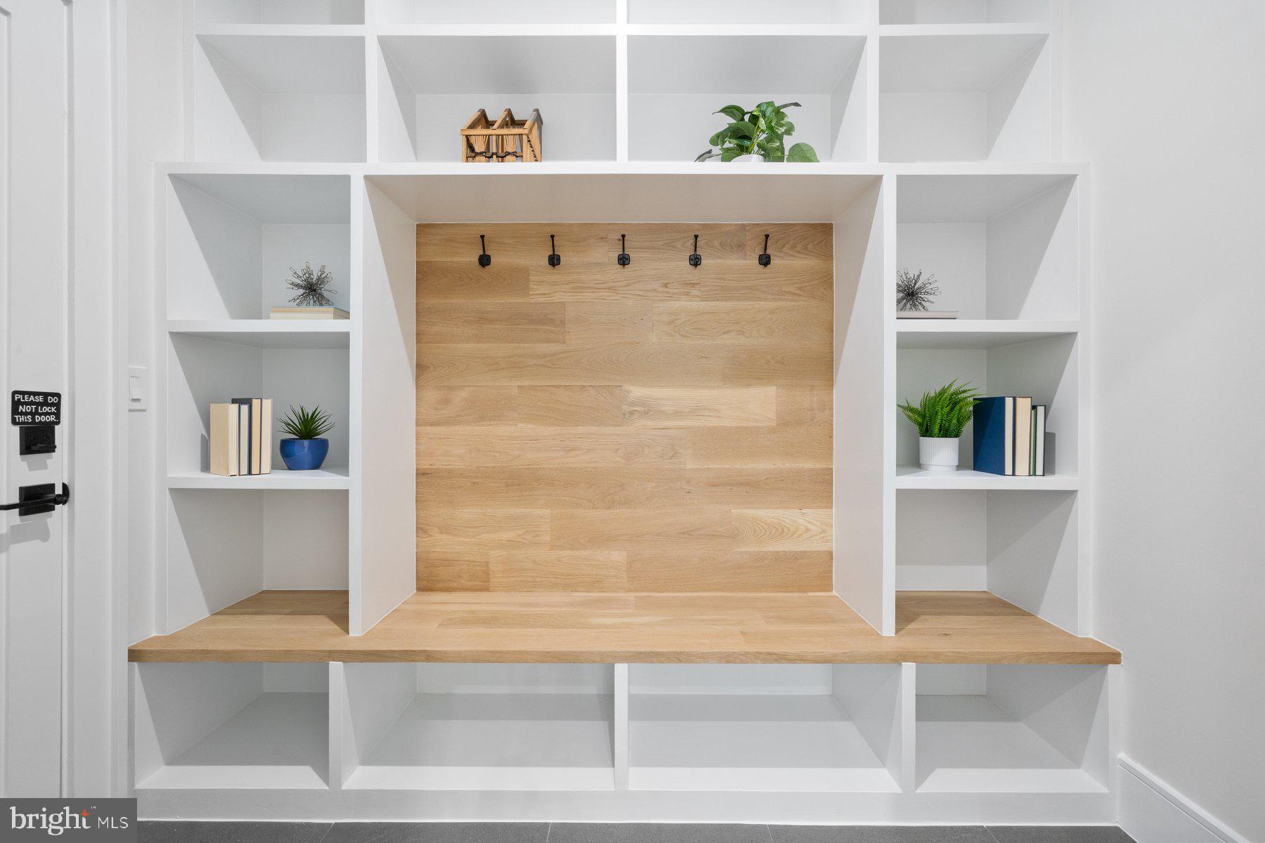 ROLLINGWOOD - Residential