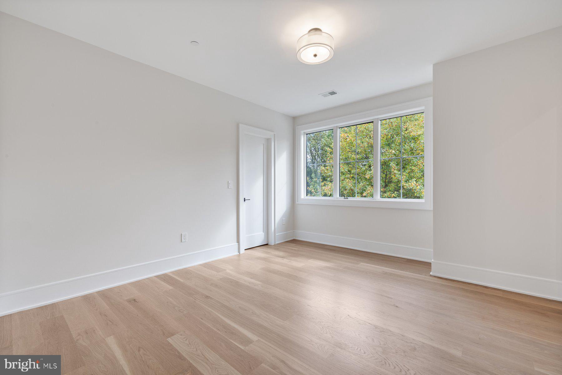 ROLLINGWOOD - Residential