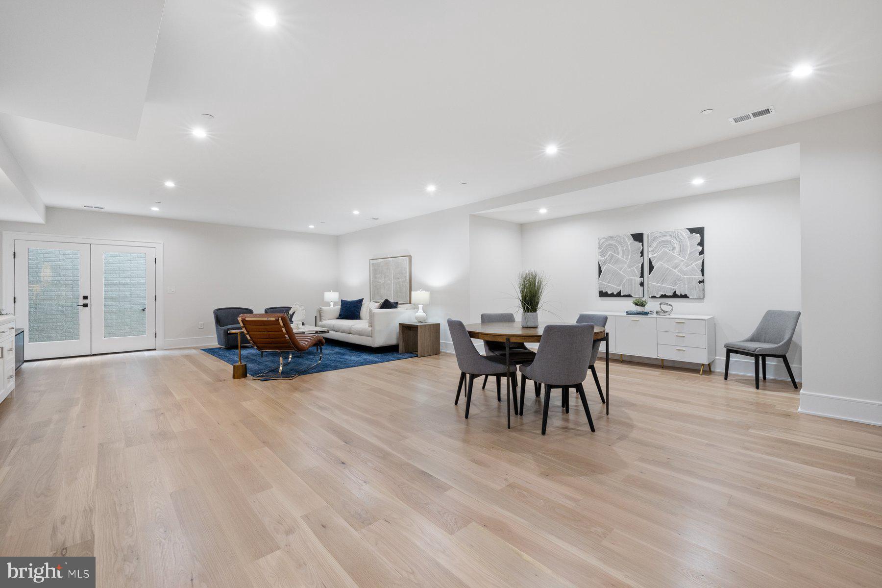 ROLLINGWOOD - Residential