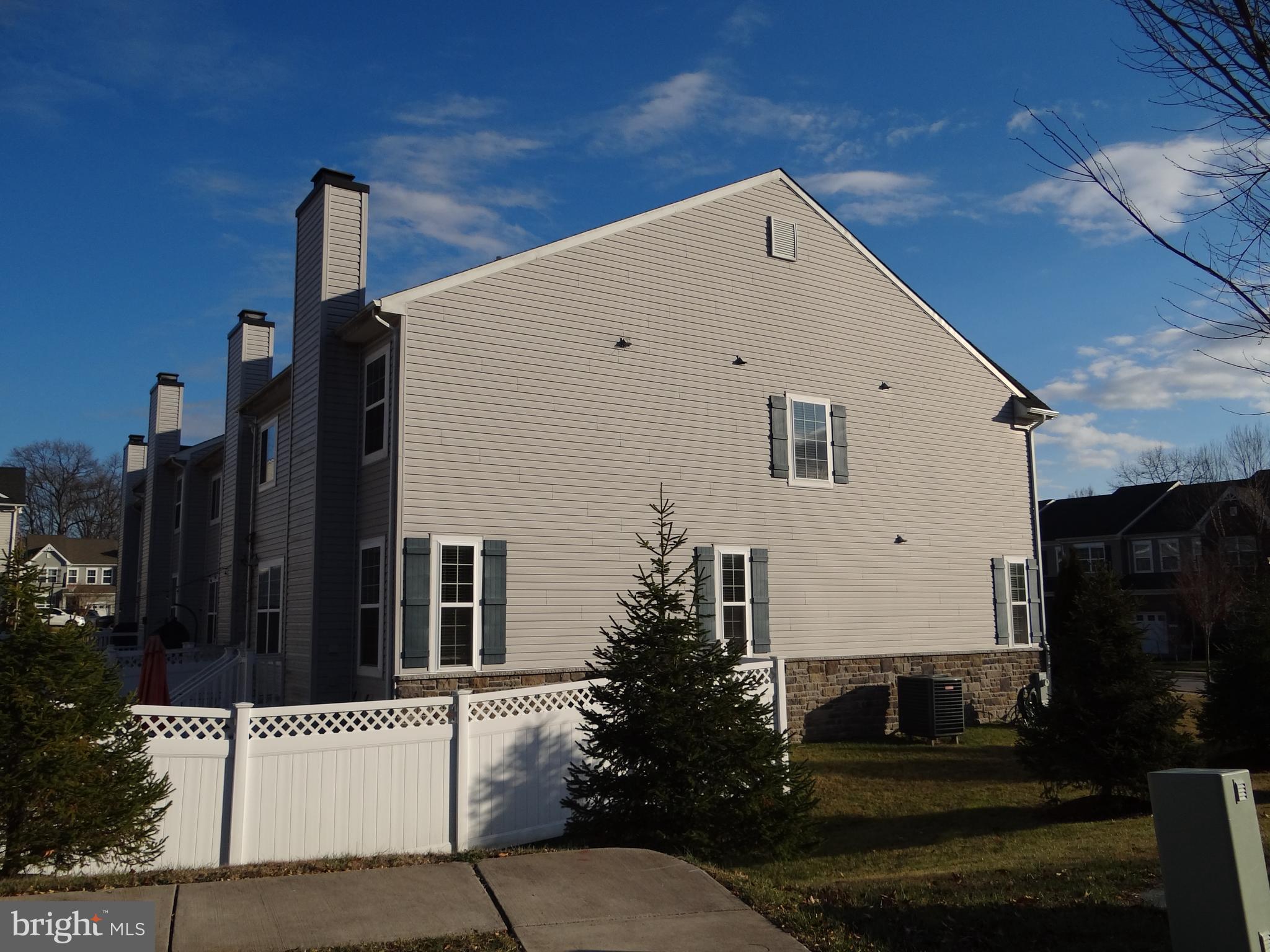 CILLIANS CROSSING - Residential