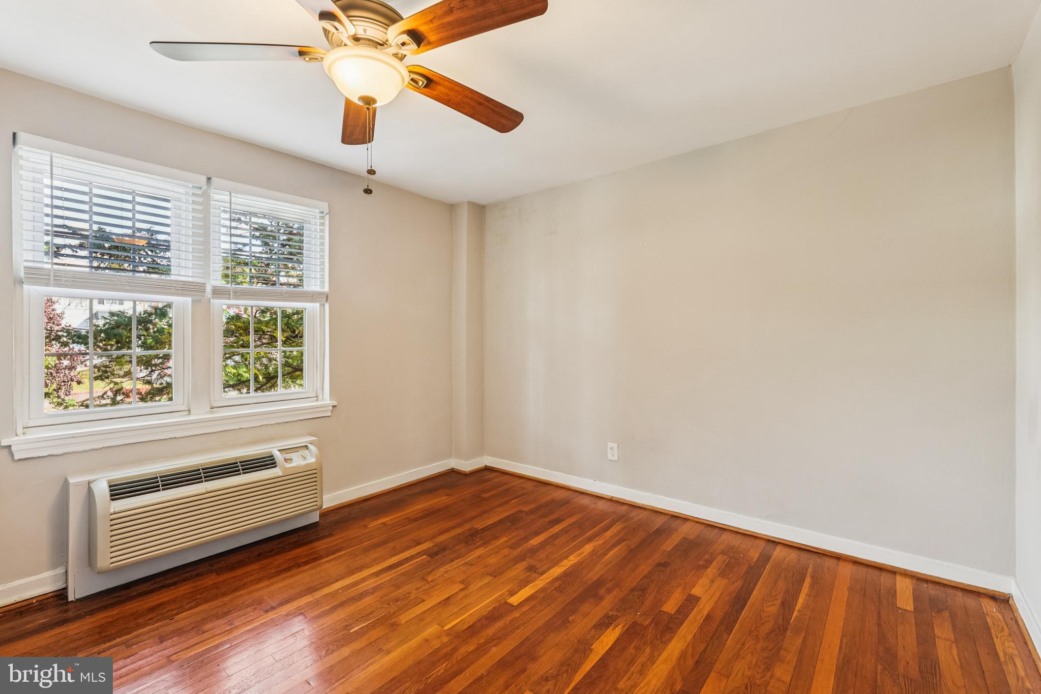 AUBURN VILLAGE - Residential