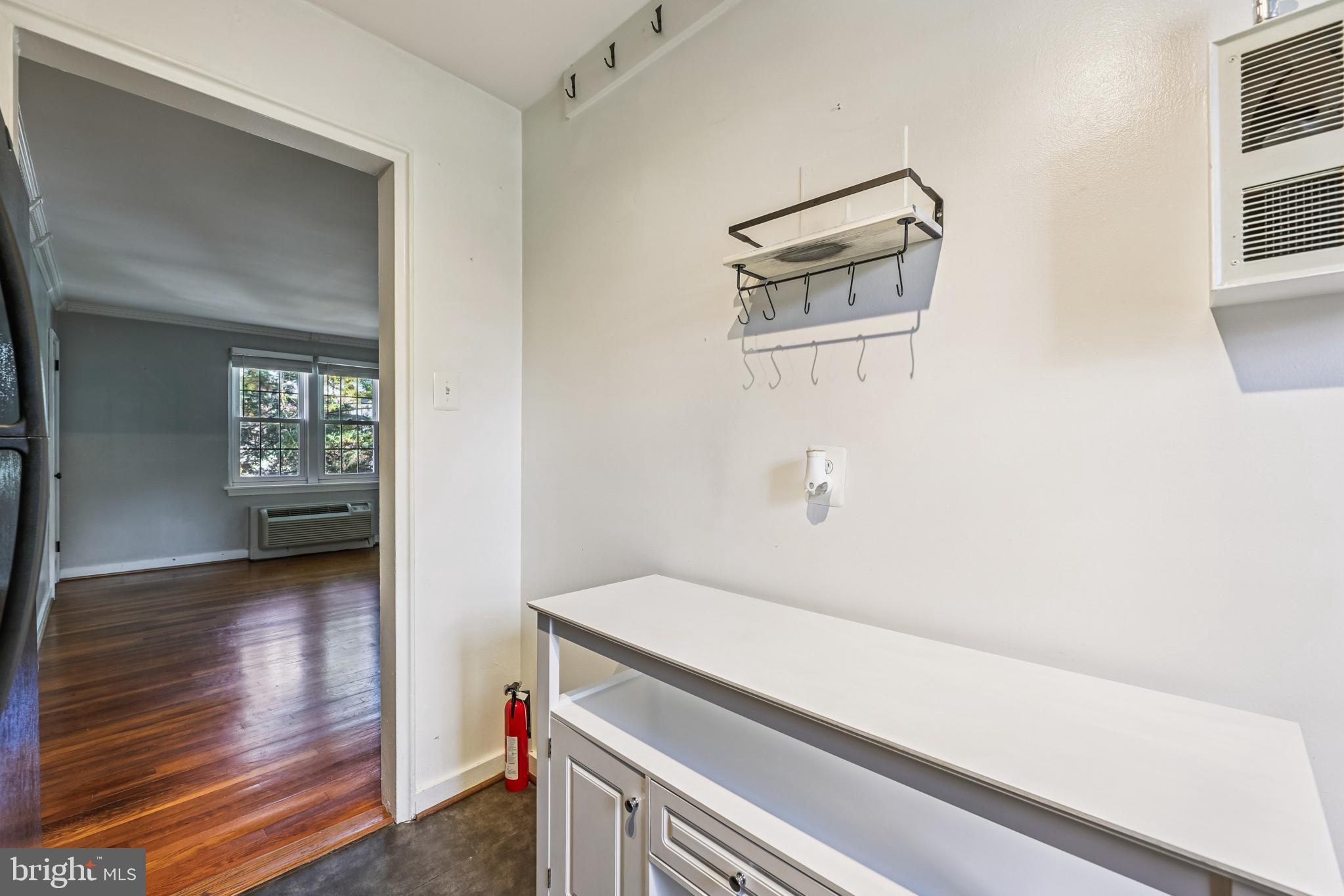 AUBURN VILLAGE - Residential