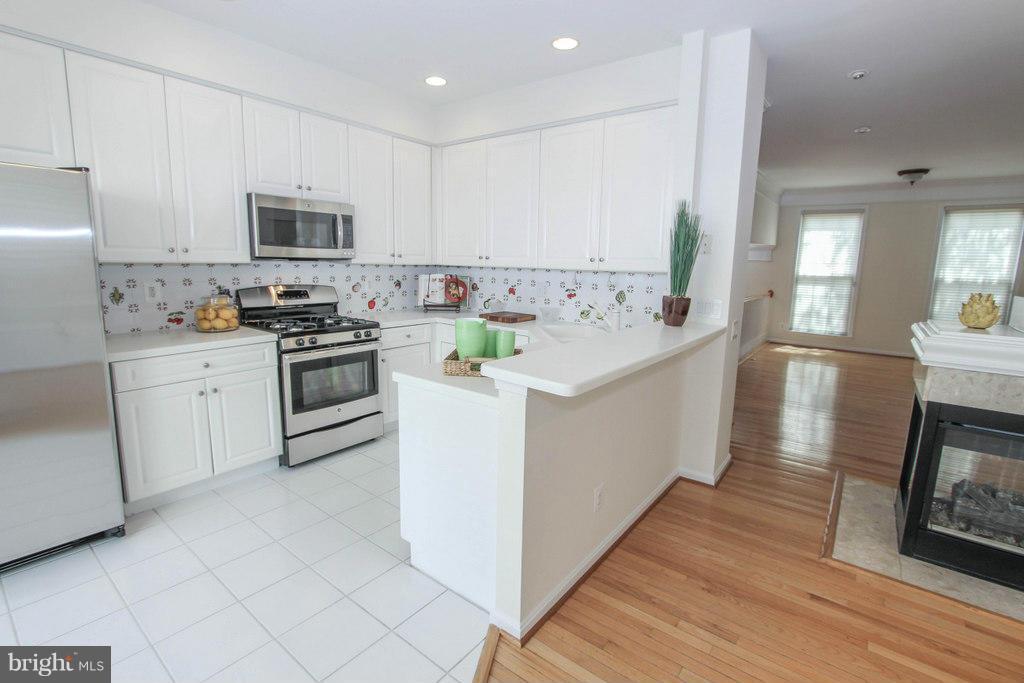 QUANTRELL MEWS - Residential