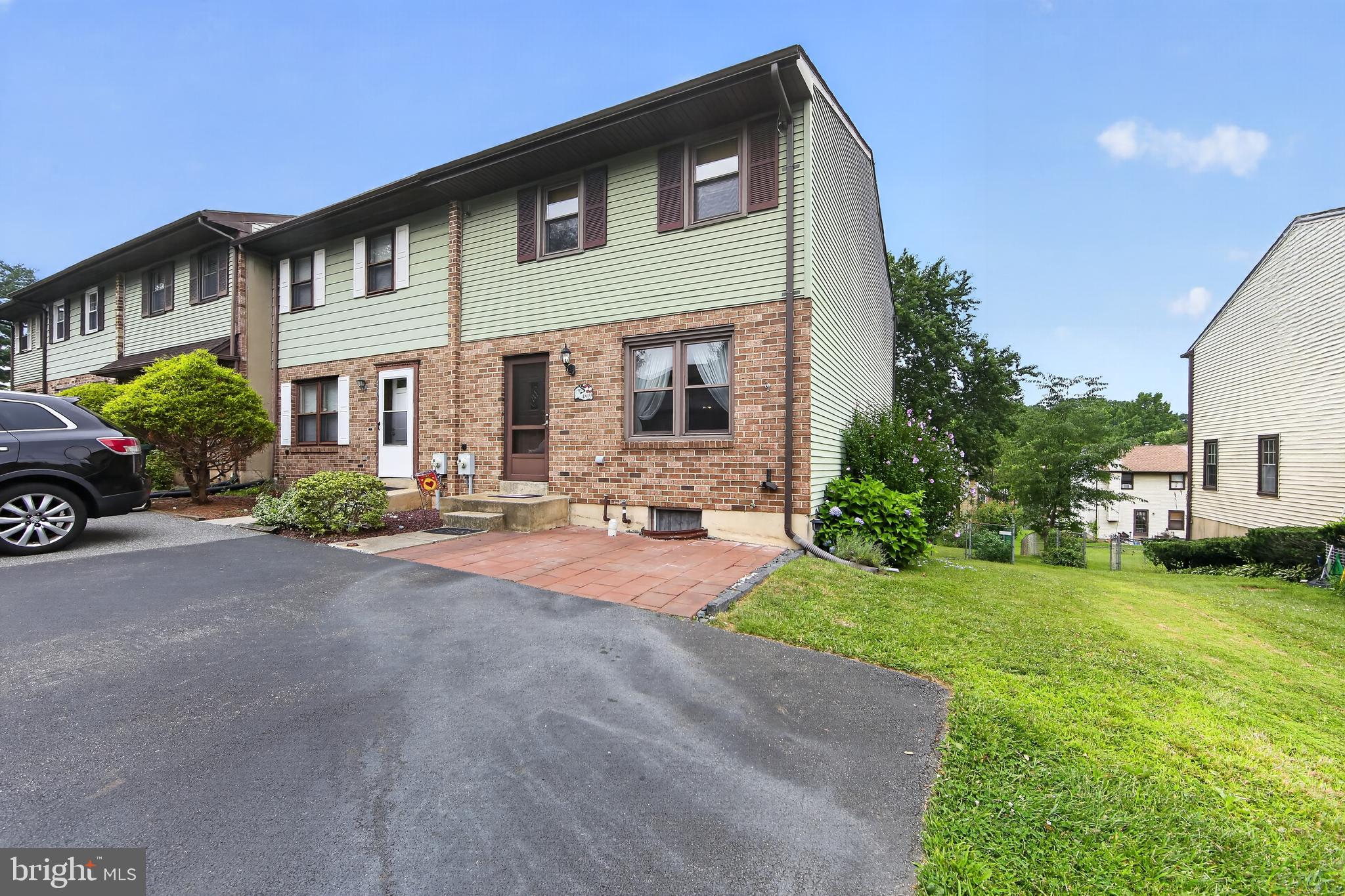 4809 SUGAR PLUM COURT