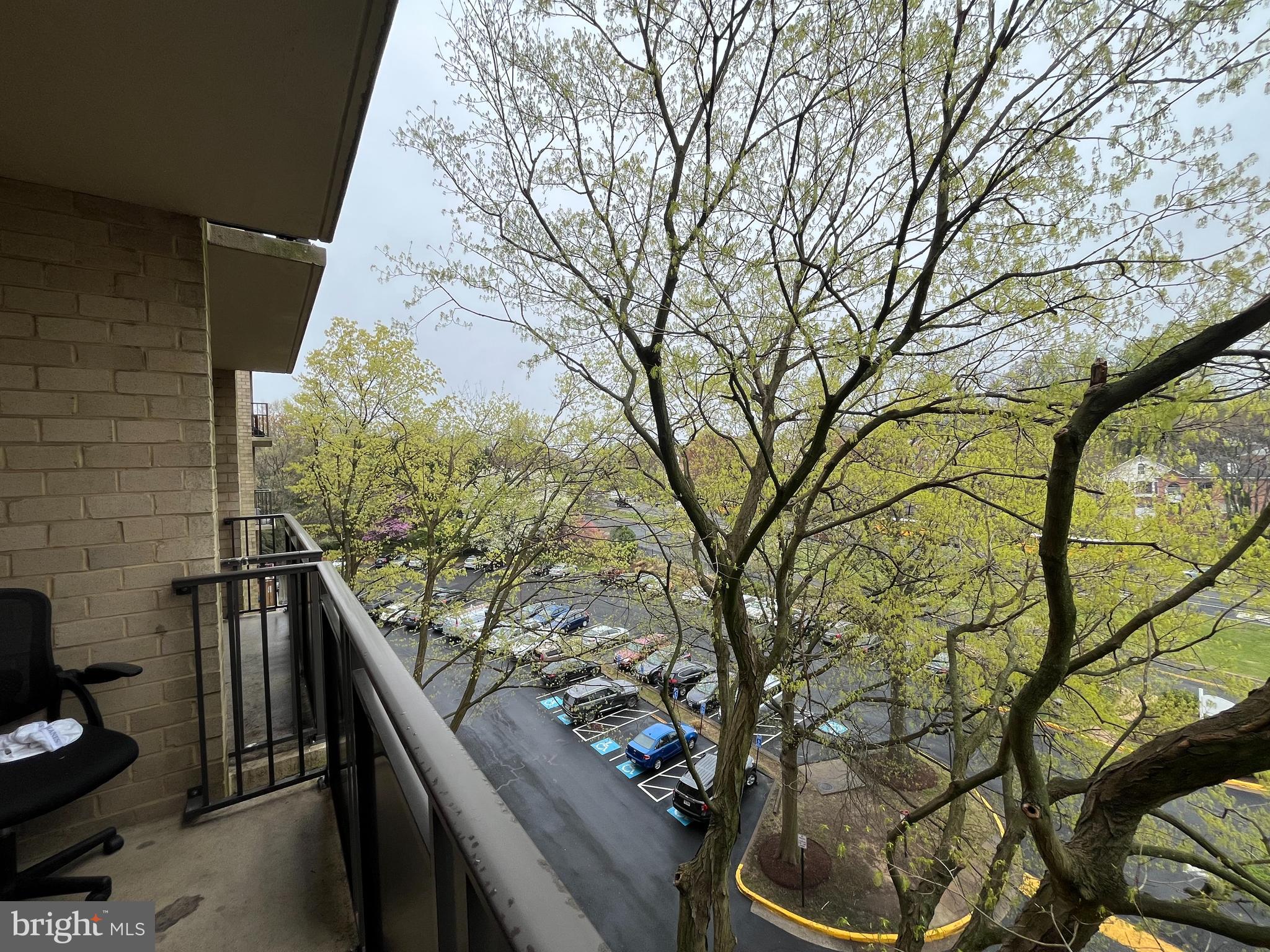 WOODLAKE TOWERS - Residential Lease