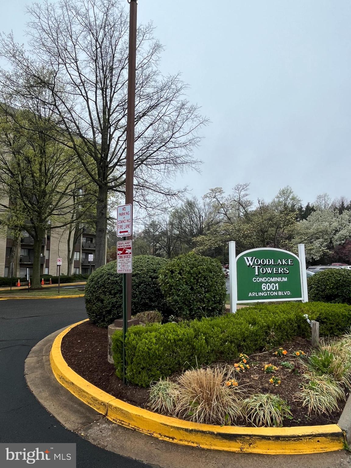 WOODLAKE TOWERS - Residential Lease