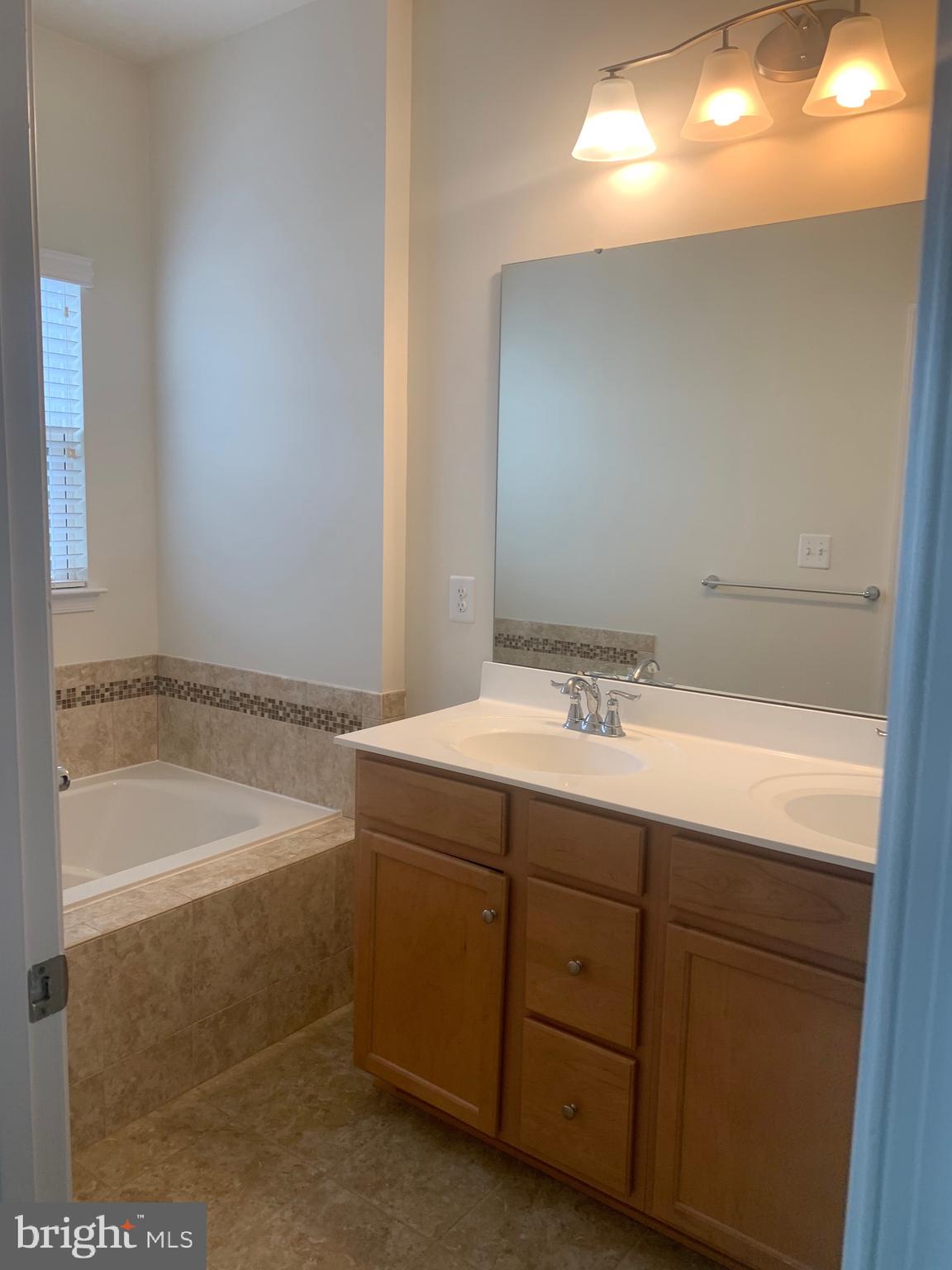 BALLARD GREEN - Residential Lease