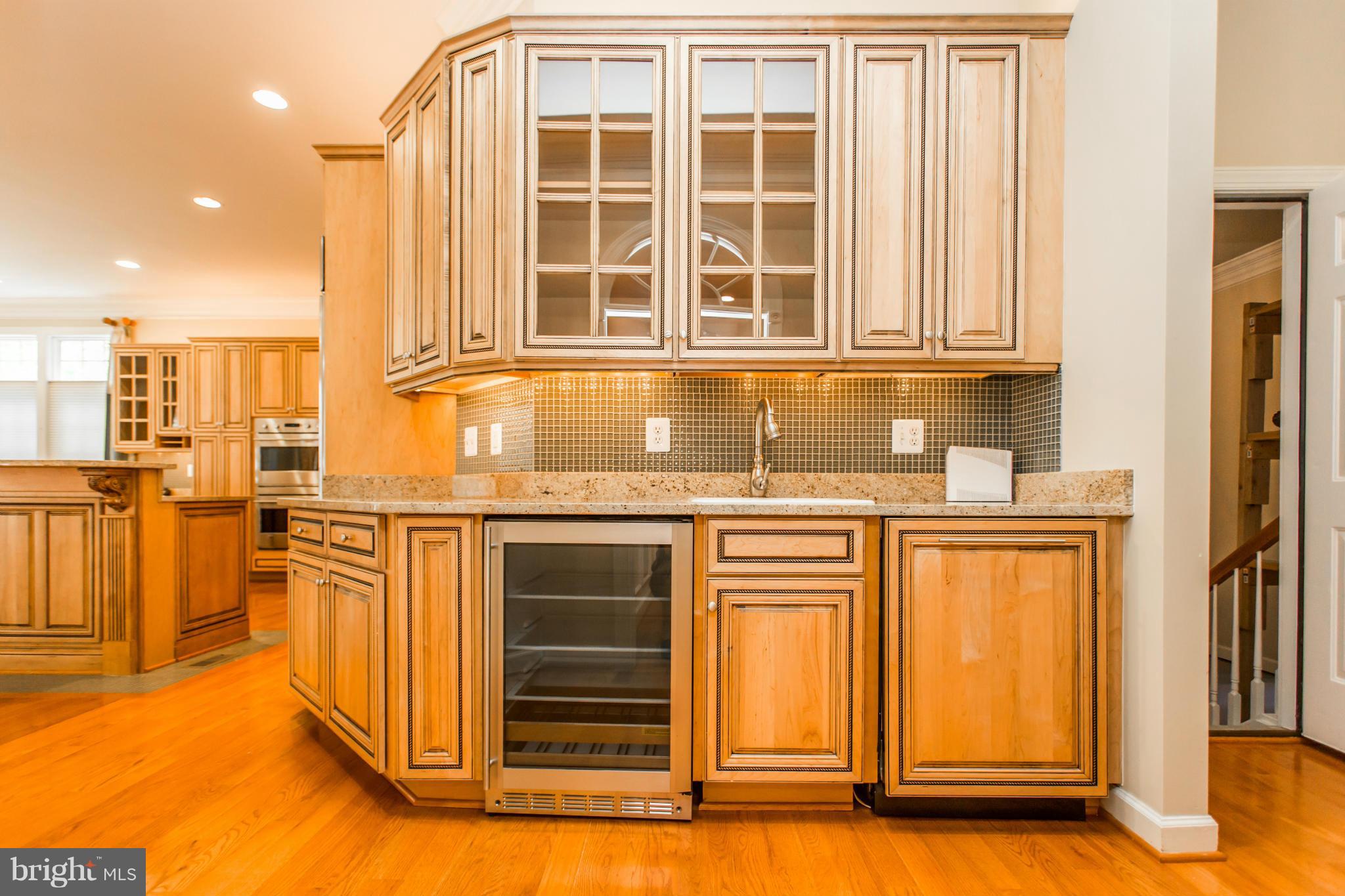 WHITEHALL - Residential