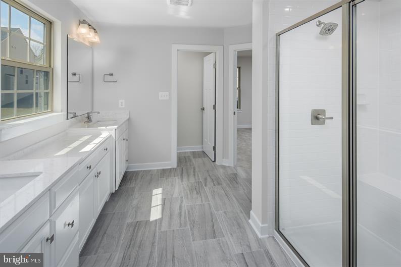 TWO RIVERS - Residential