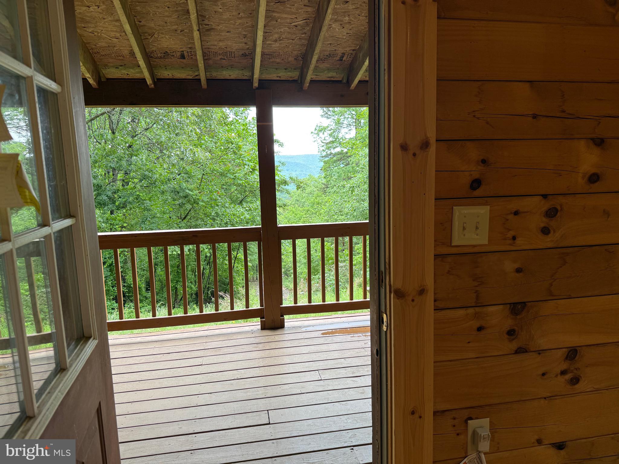 HIGH POINT - Residential Lease